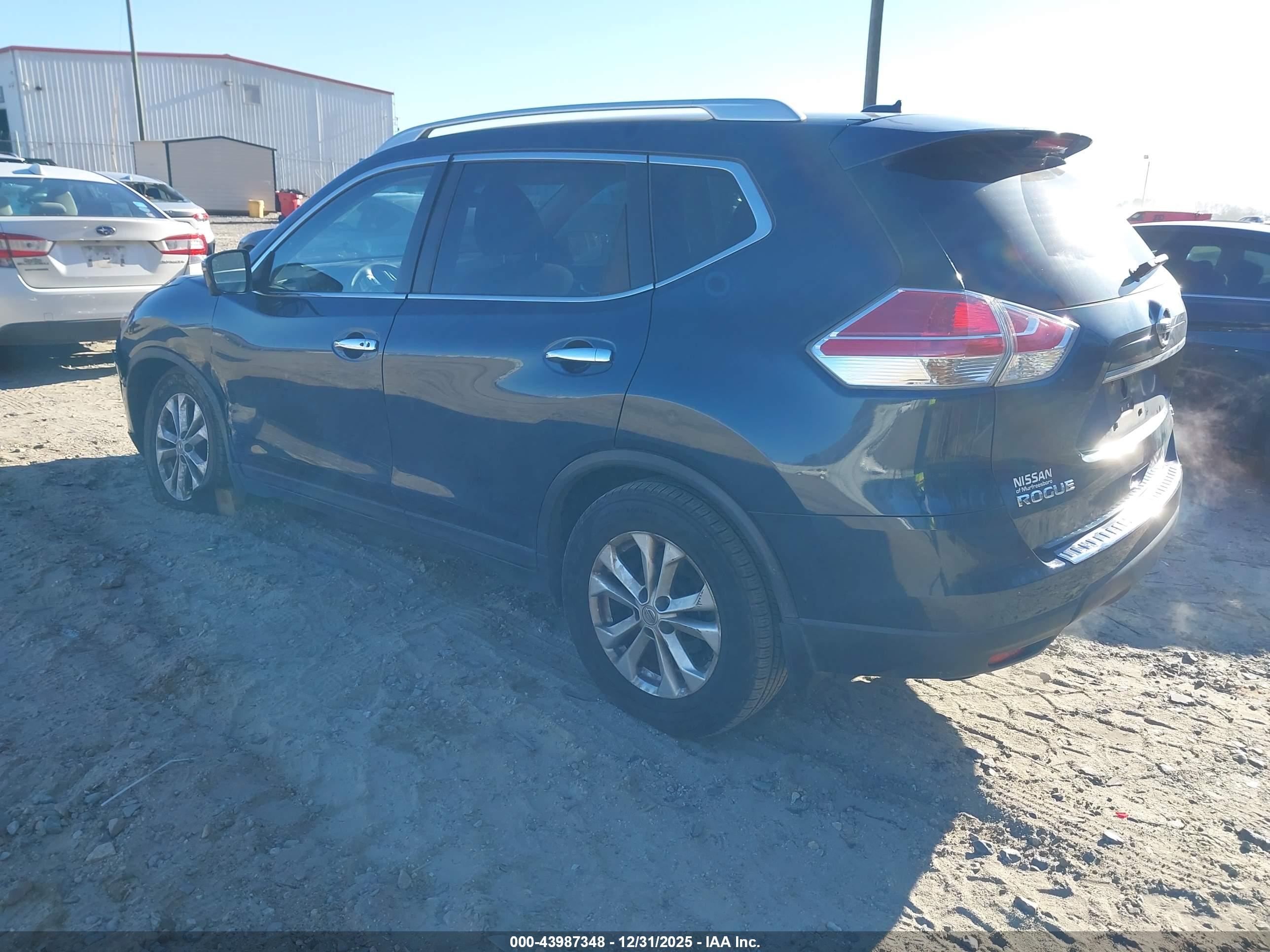 NISSAN ROGUE image 3