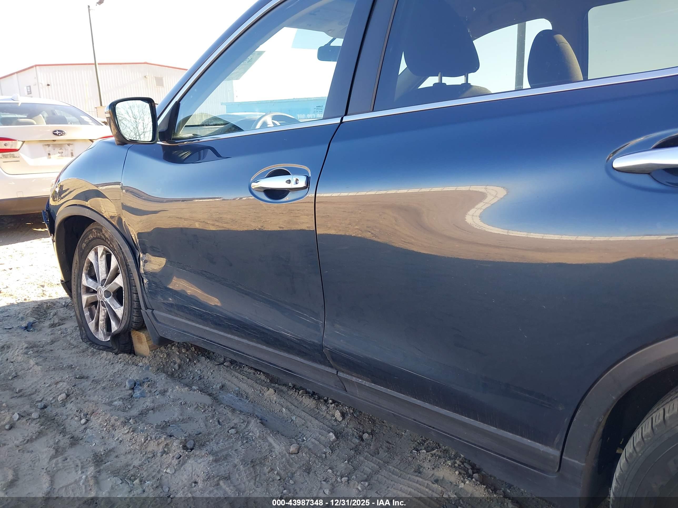 NISSAN ROGUE image 6