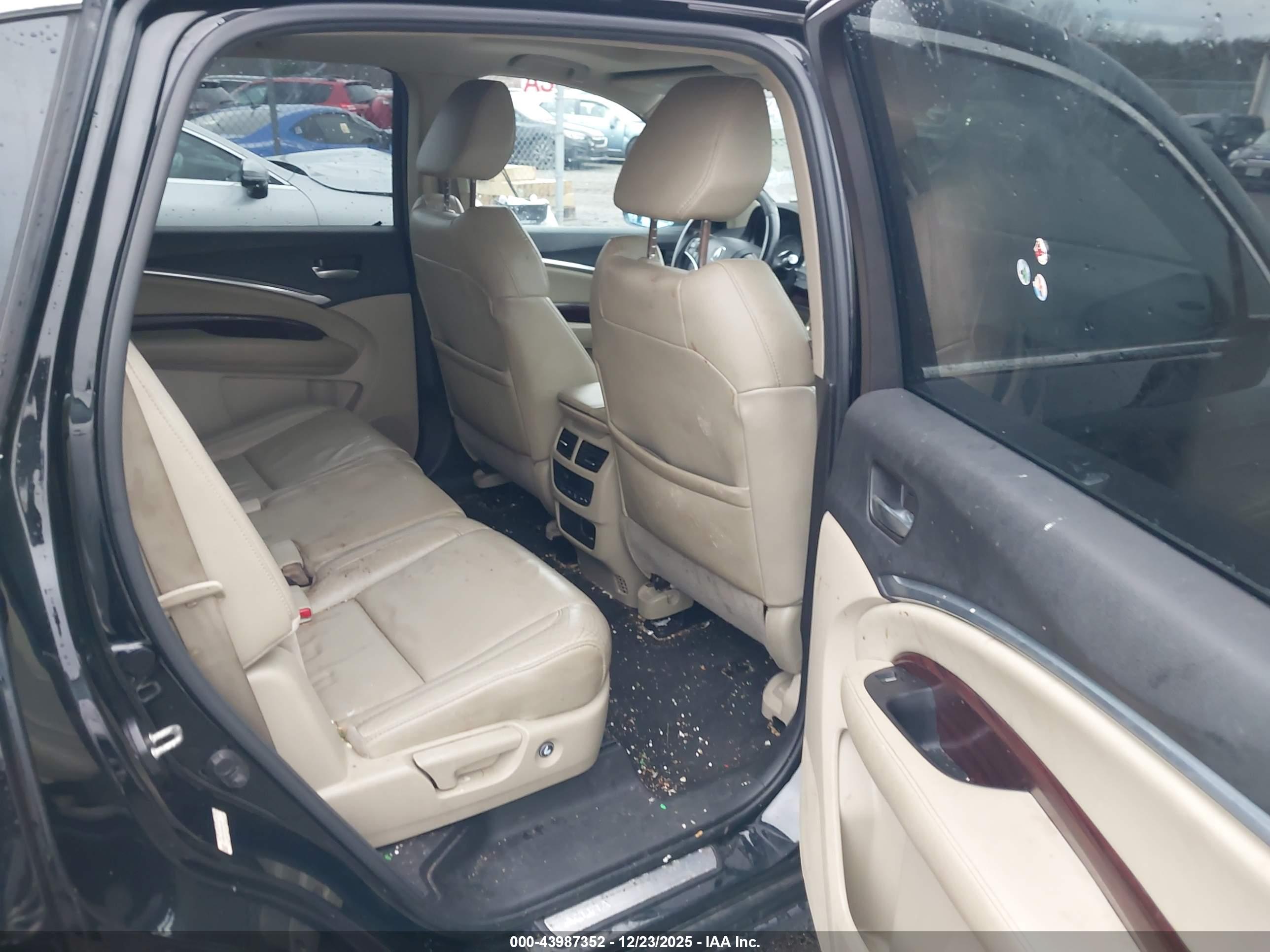ACURA MDX image 8