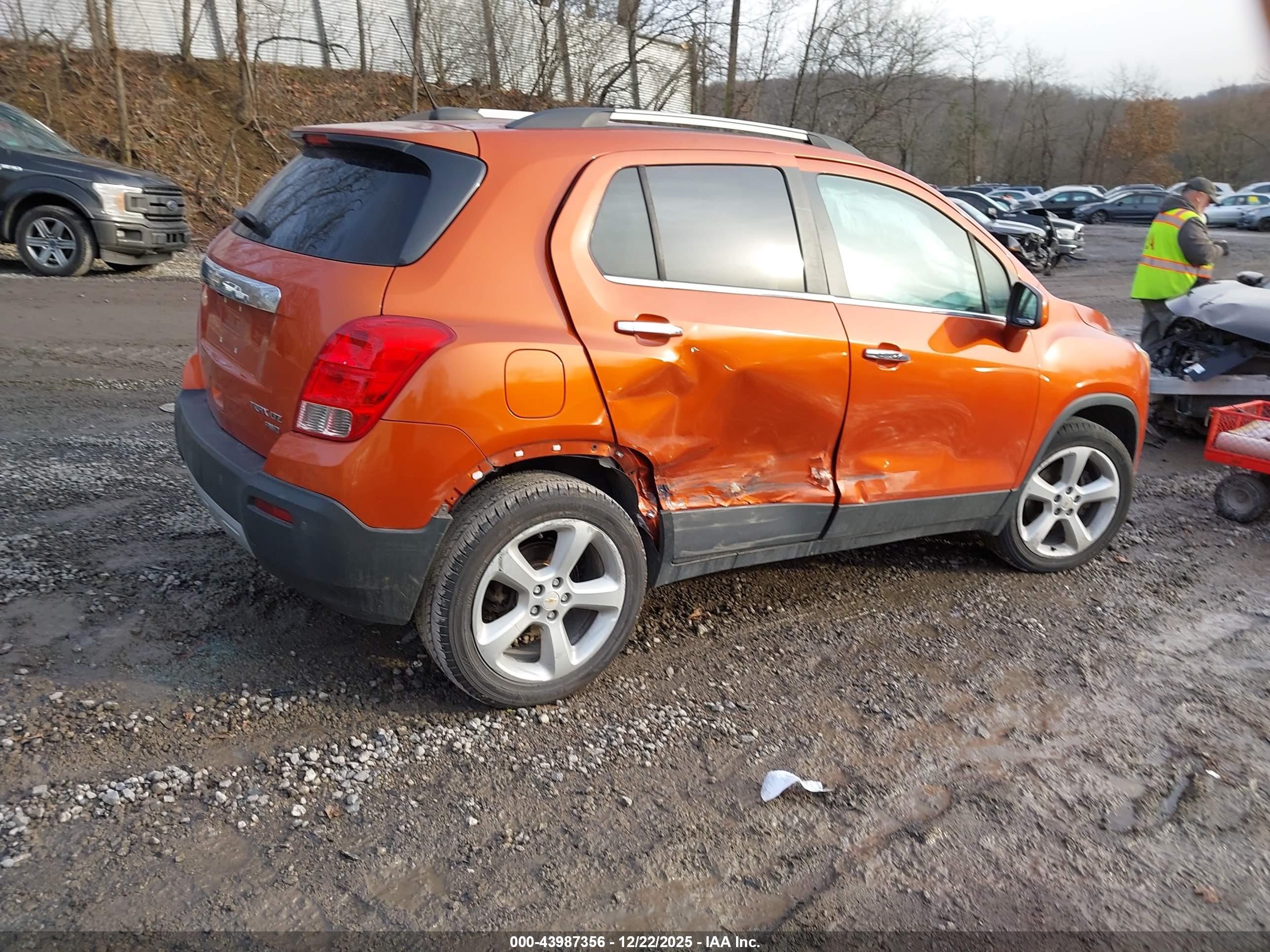 CHEVROLET TRAX image 4