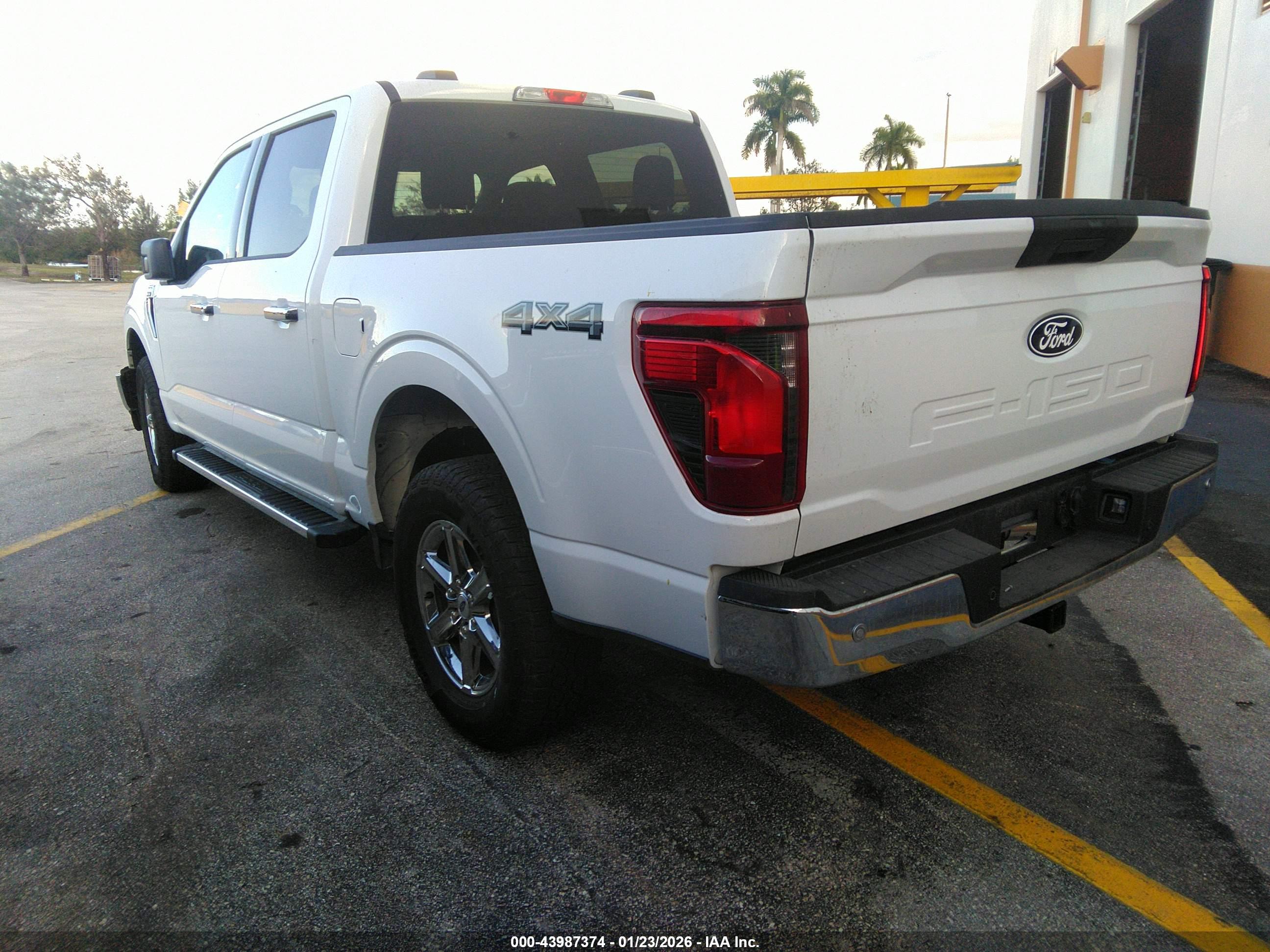 FORD F-150 image 3