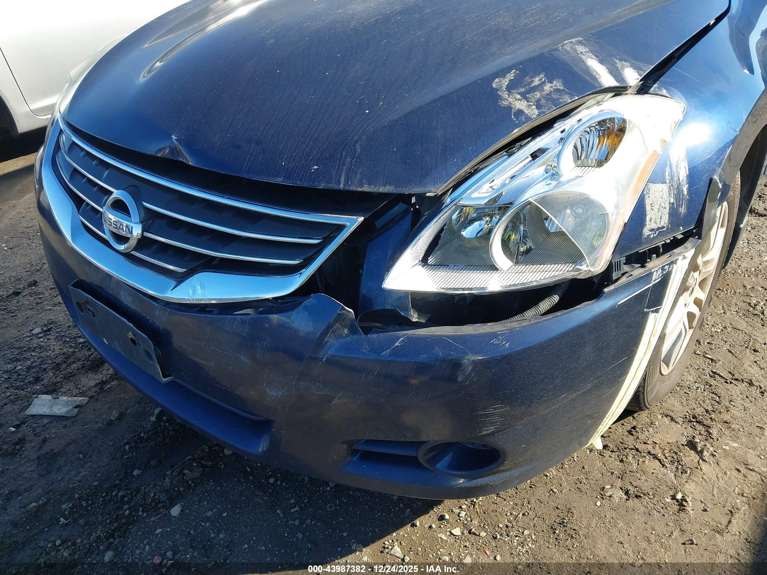 NISSAN ALTIMA image 6