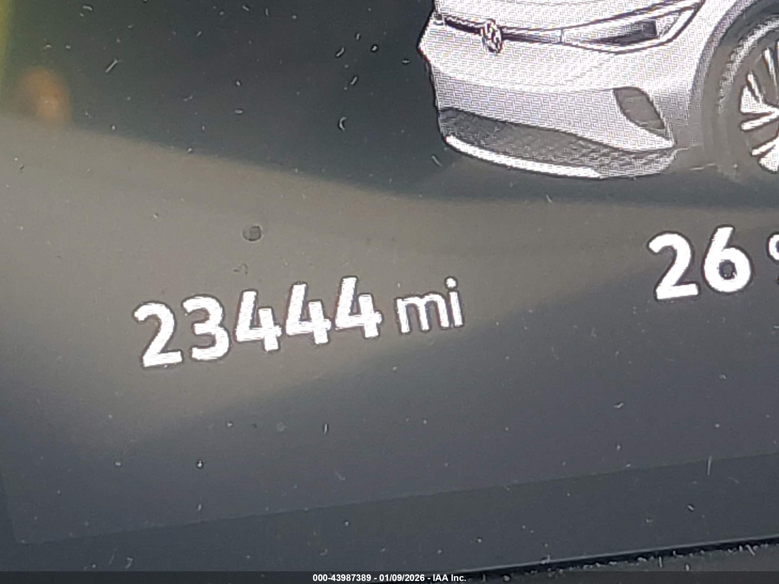 VOLKSWAGEN ID.4 image 7