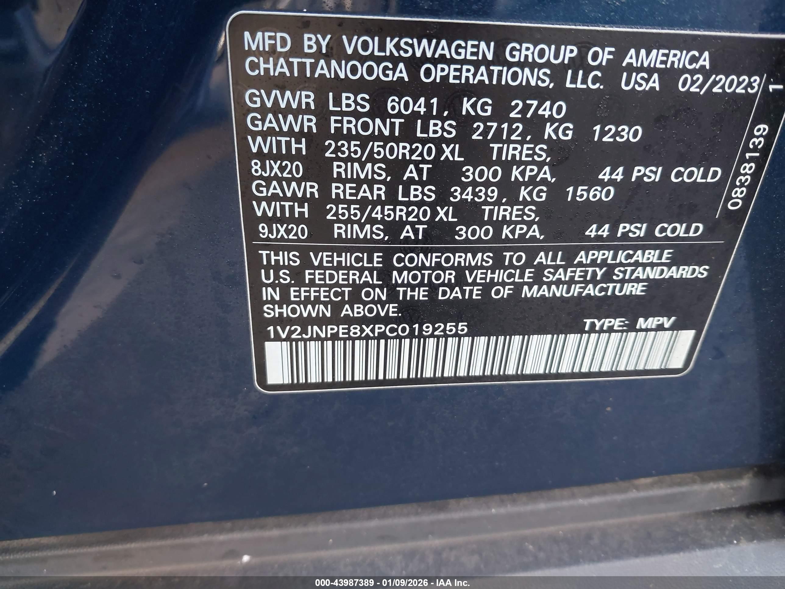 VOLKSWAGEN ID.4 image 9
