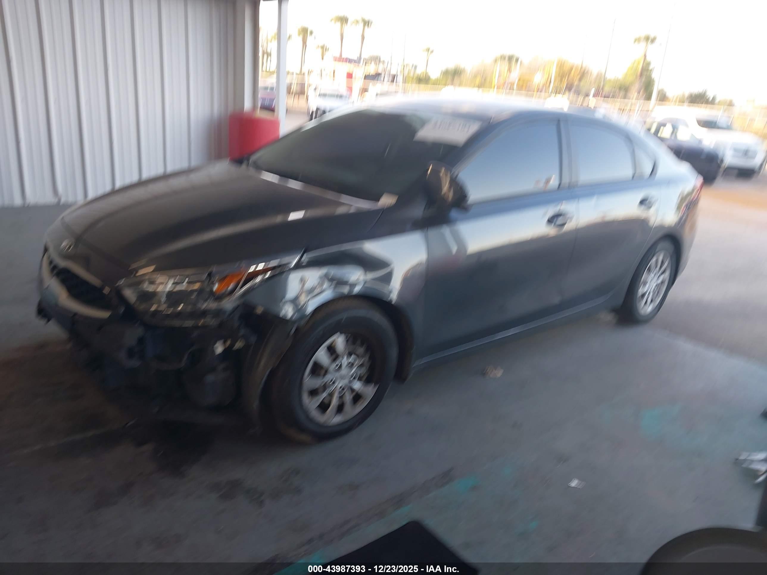 KIA FORTE image 2