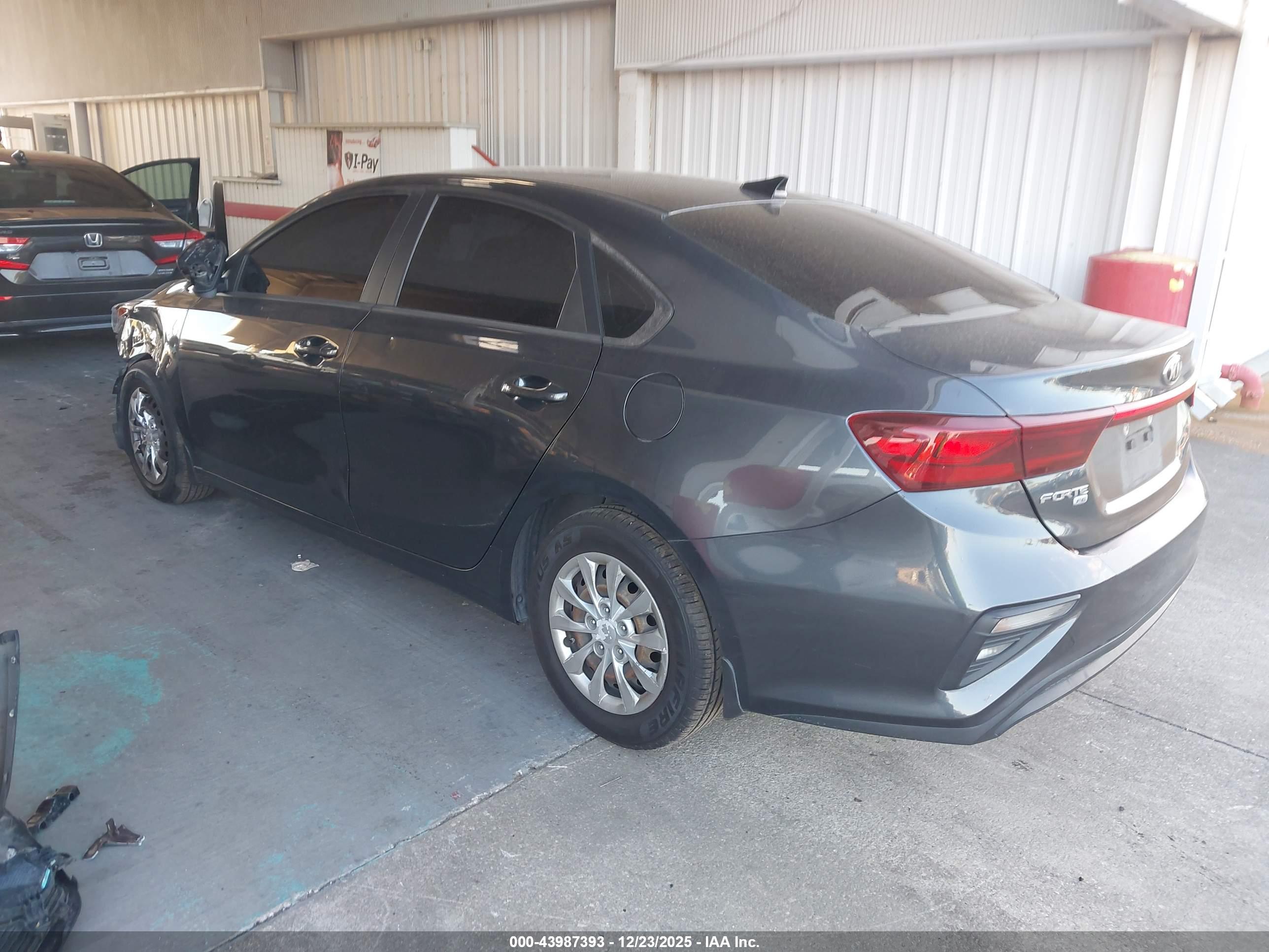KIA FORTE image 3