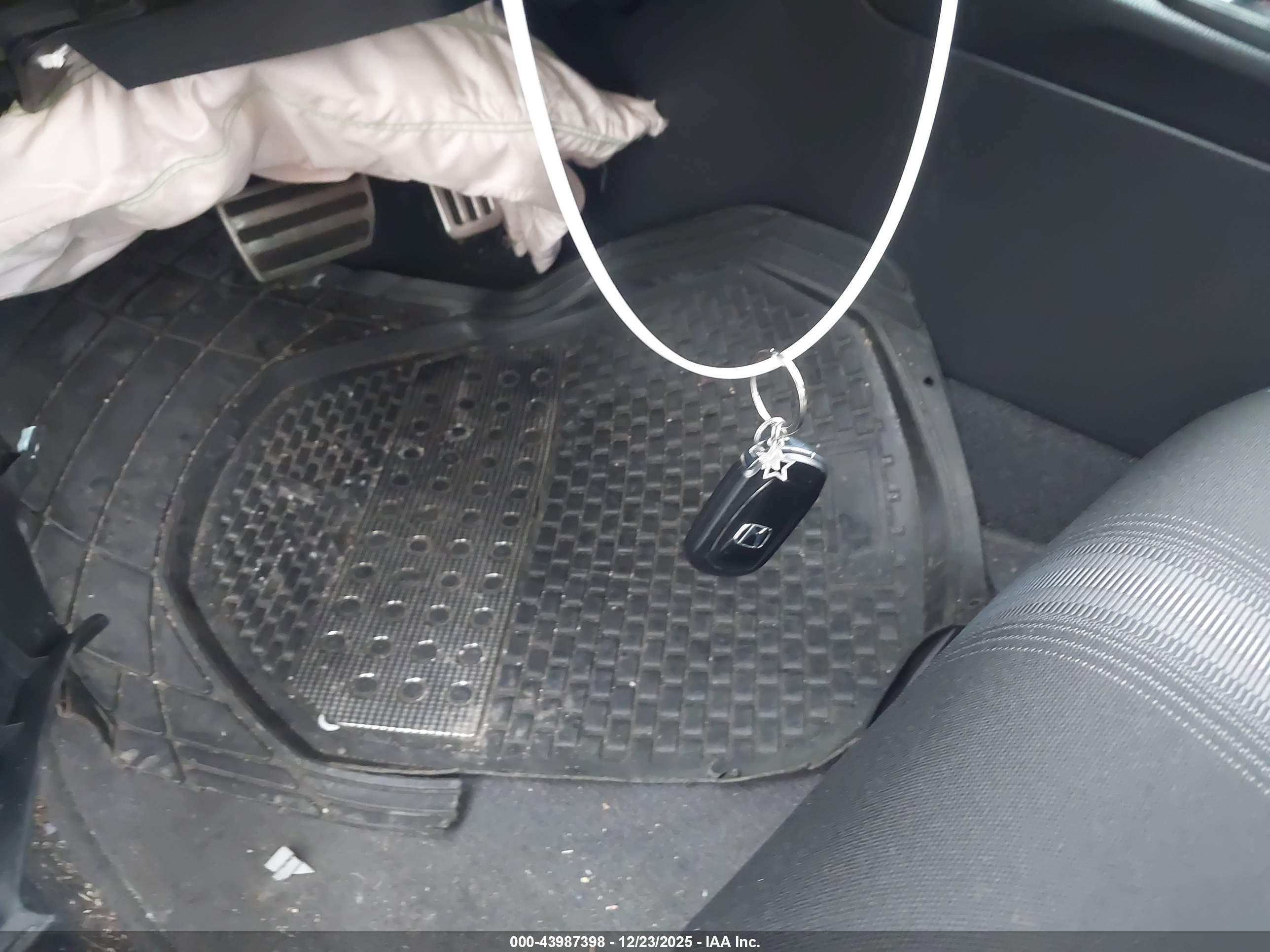 HONDA CIVIC image 11