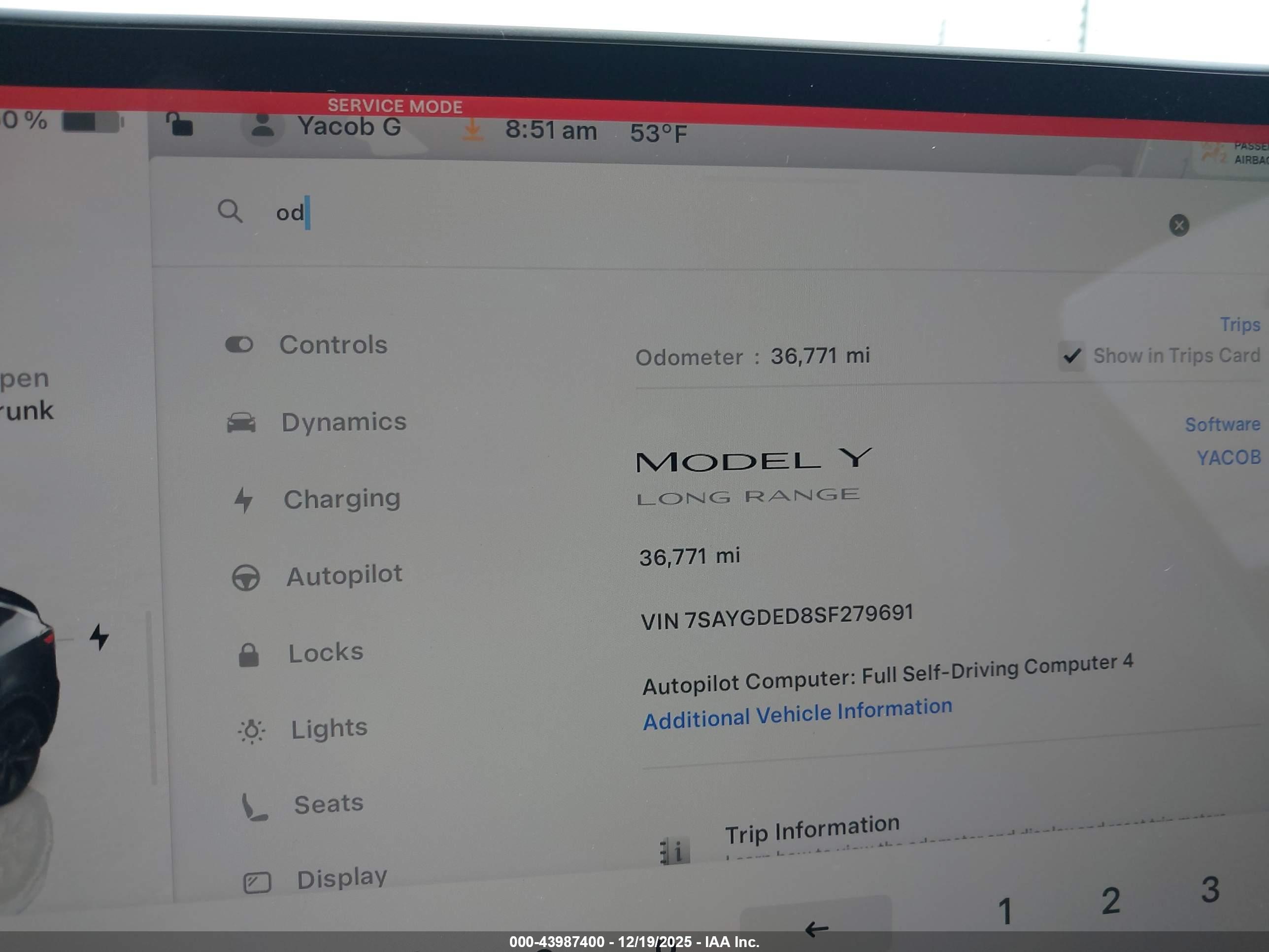 TESLA MODEL image 7