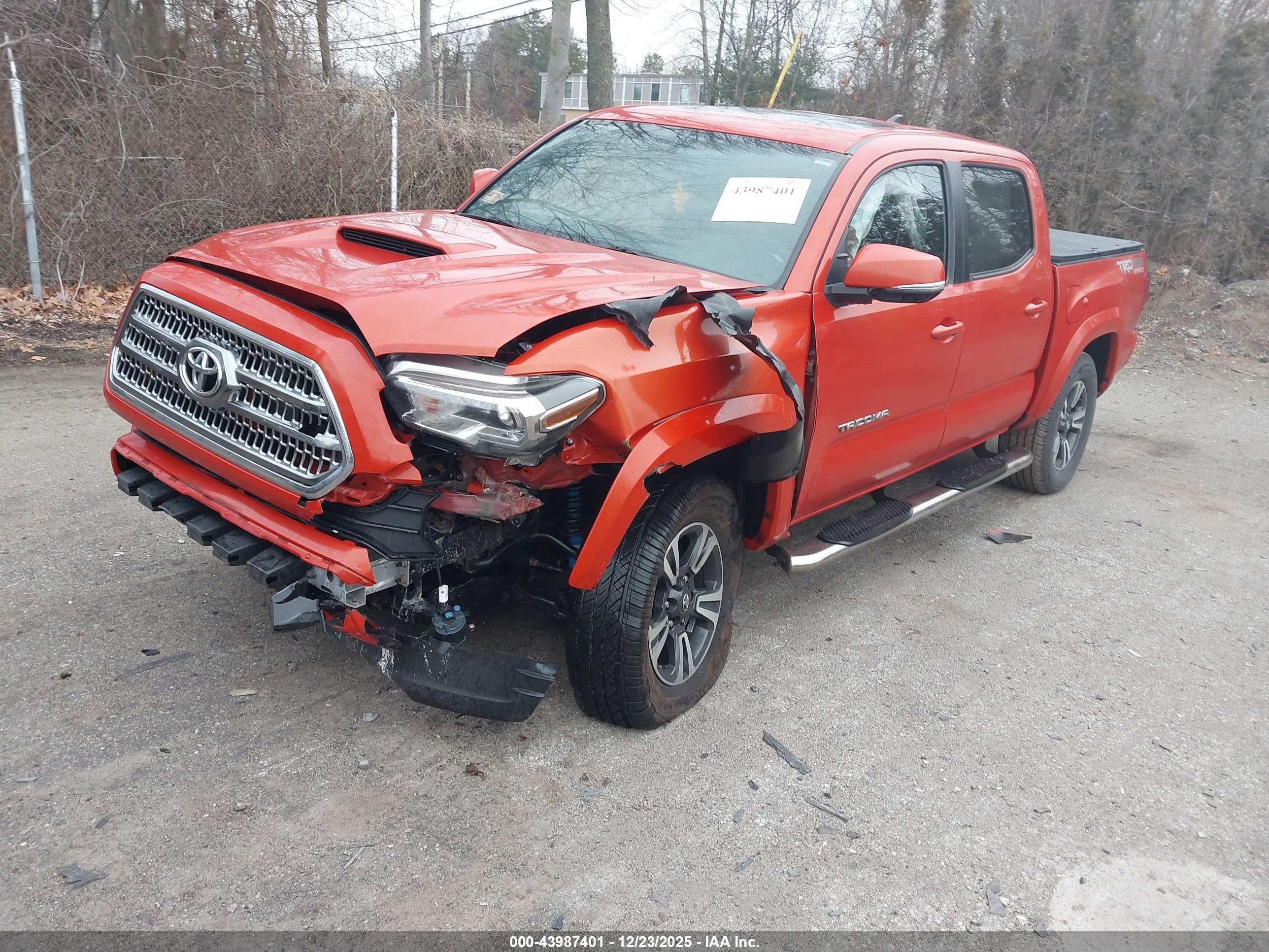 TOYOTA TACOMA image 2