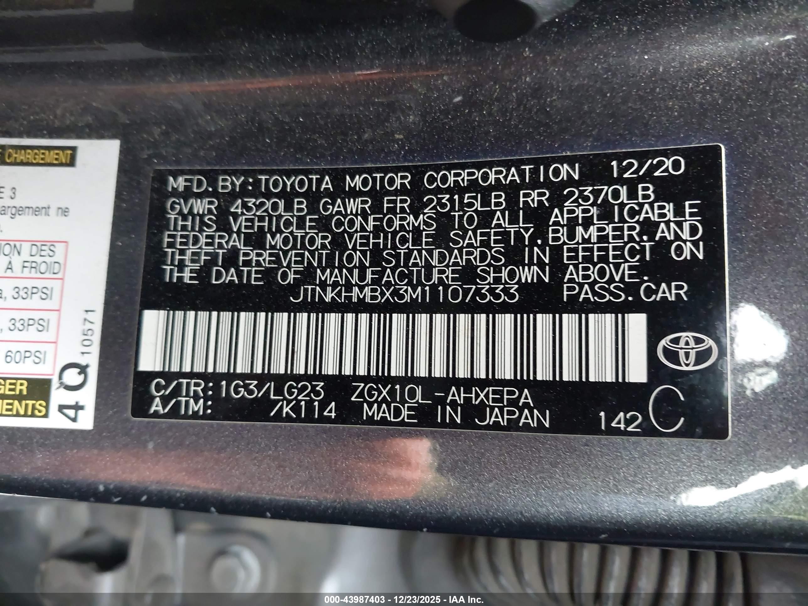 TOYOTA C-HR image 9