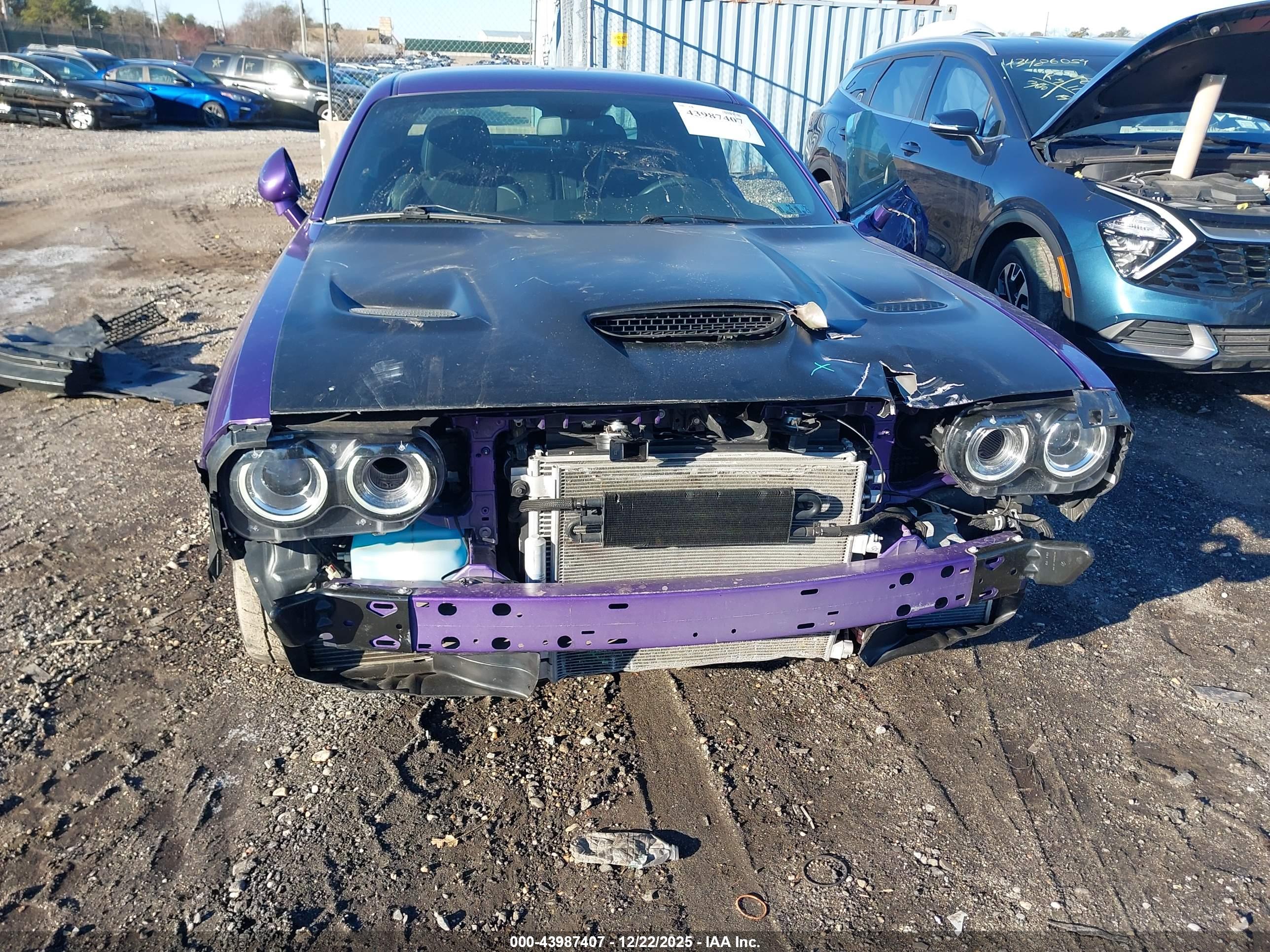 DODGE CHALLENGER image 6
