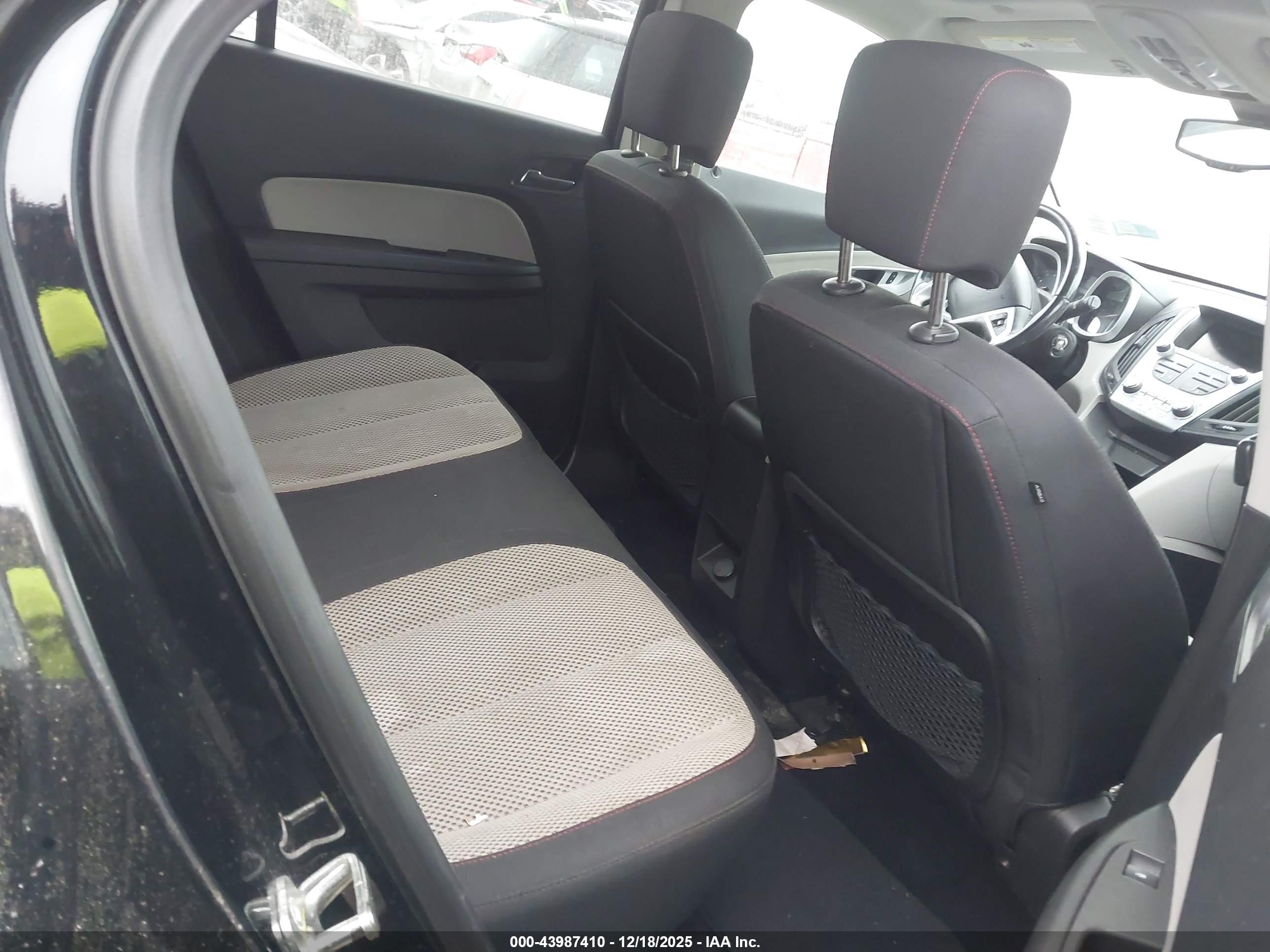 CHEVROLET EQUINOX image 8