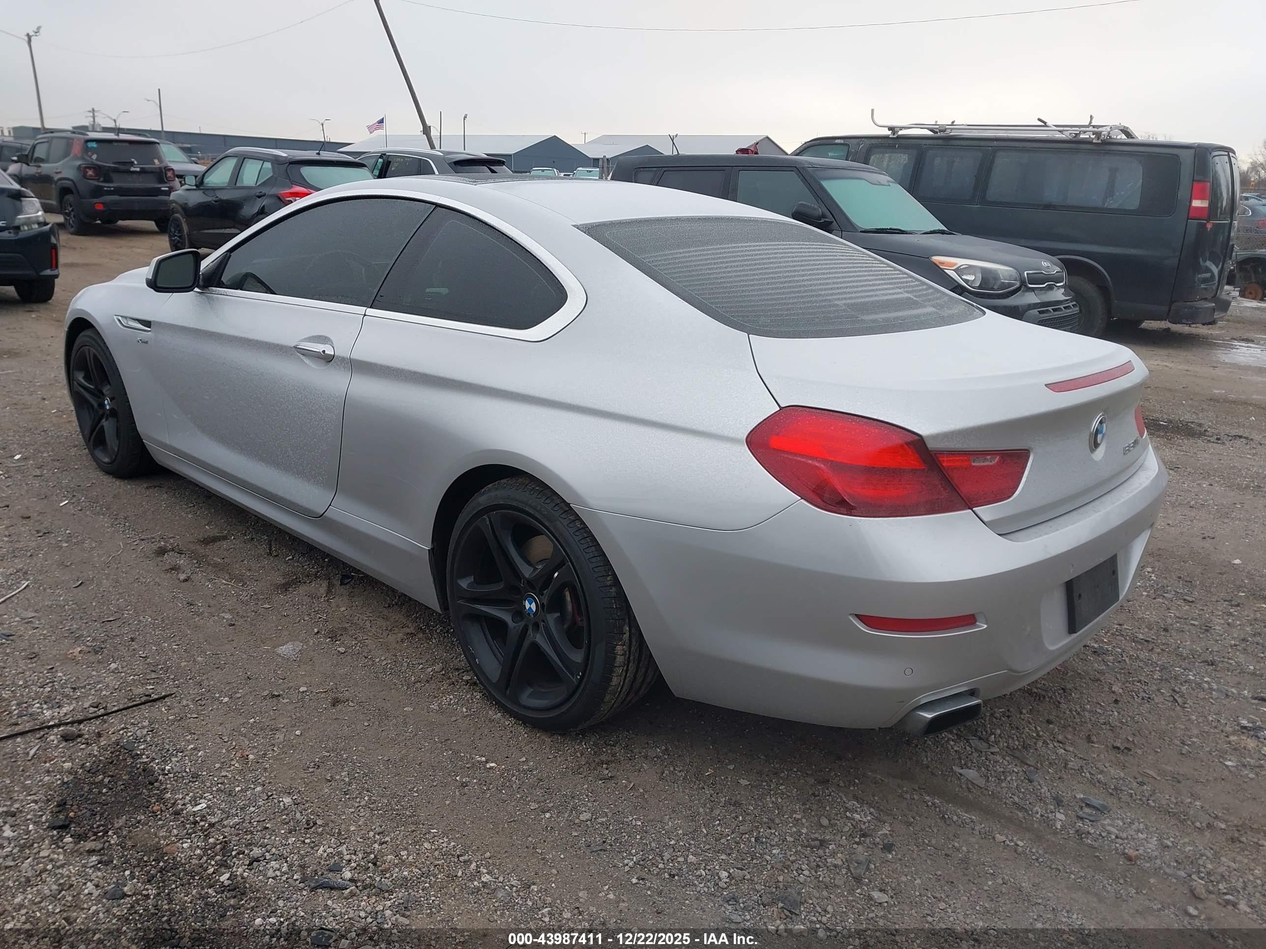 BMW 650I image 3