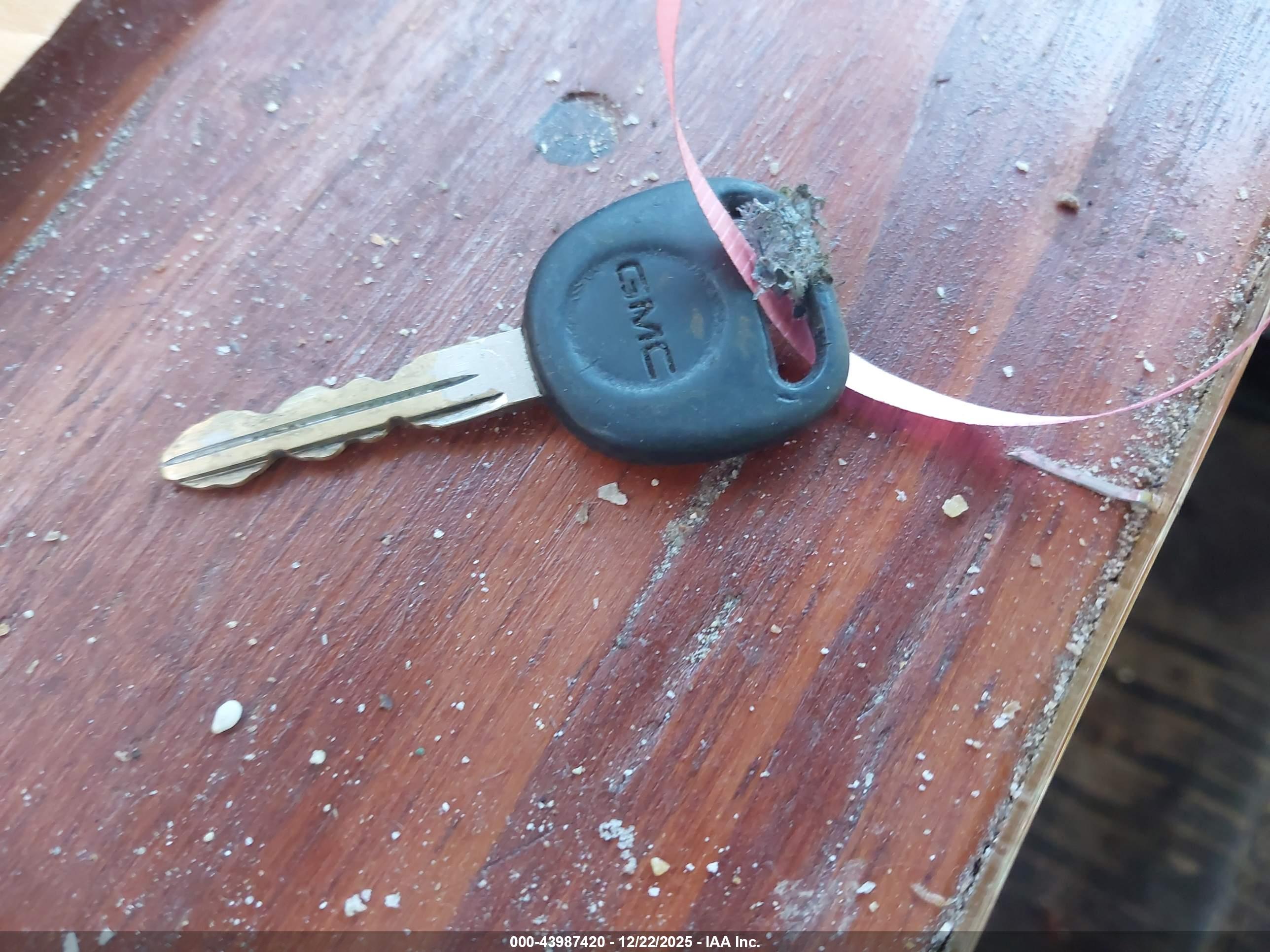 GMC SAVANA image 11