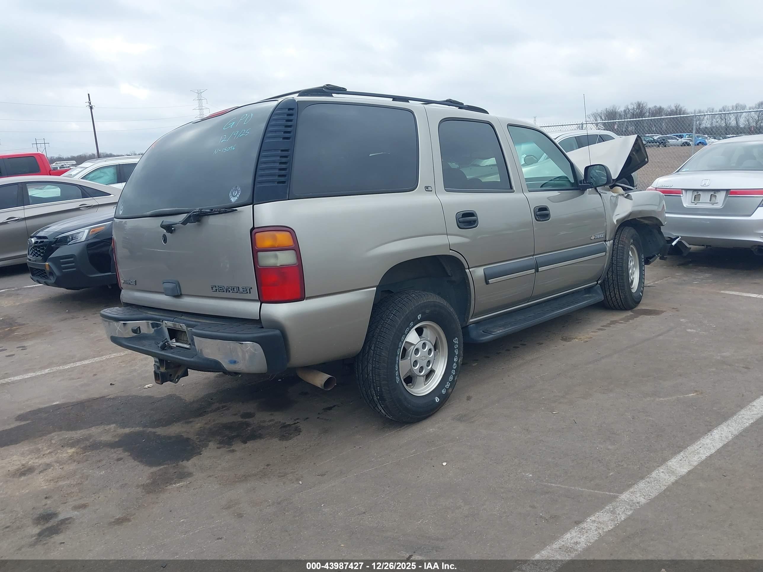 CHEVROLET TAHOE image 4
