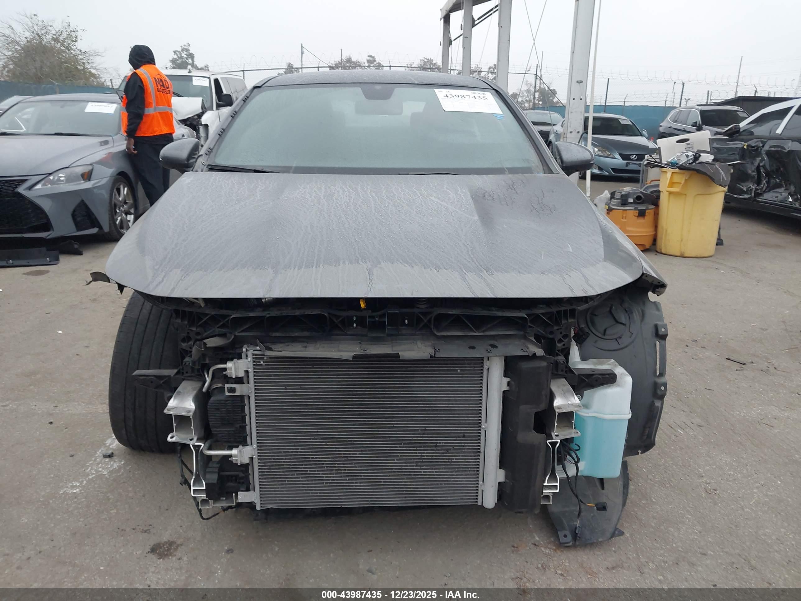 MERCEDES-BENZ CLA image 6