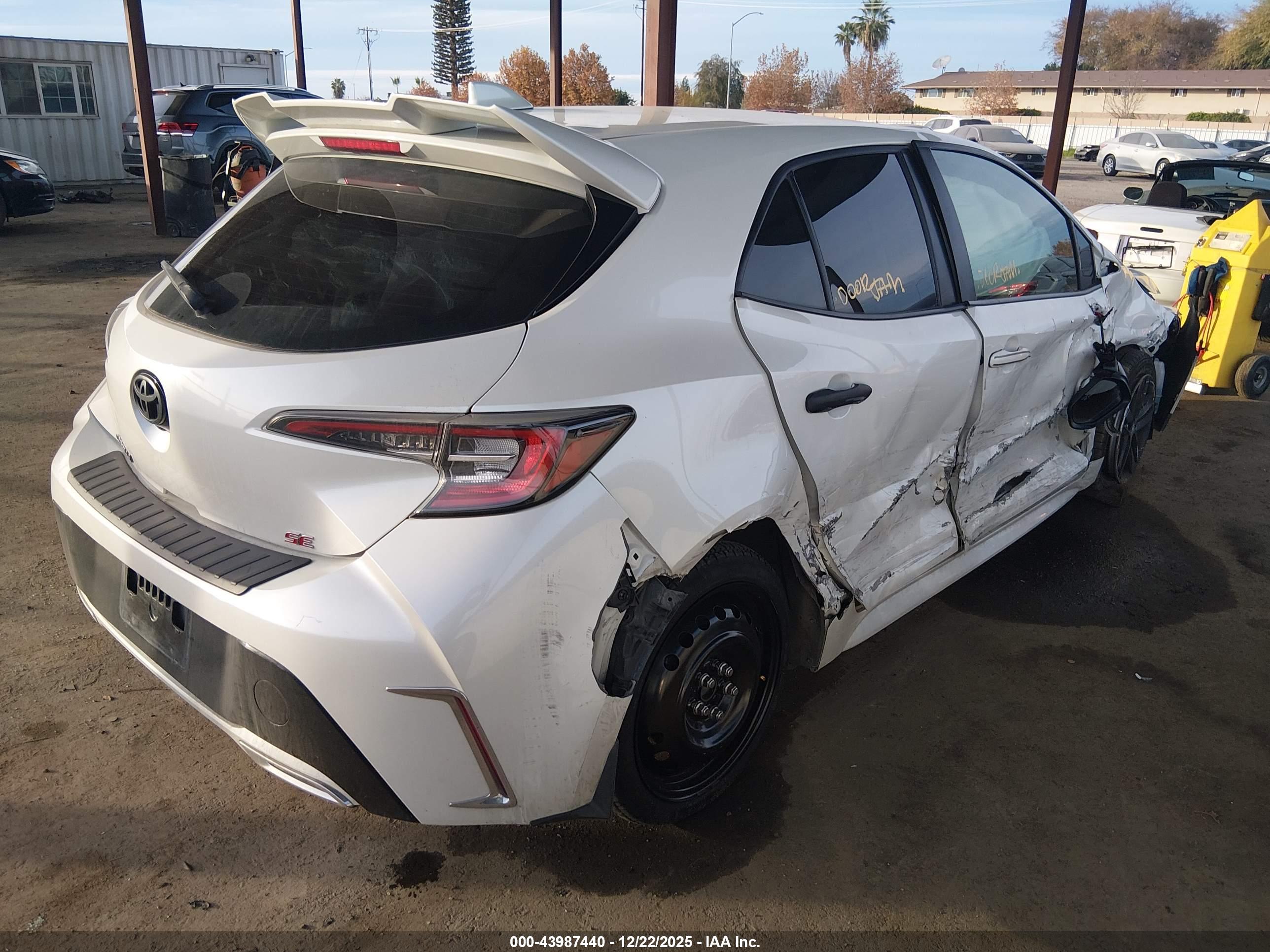 TOYOTA COROLLA image 4