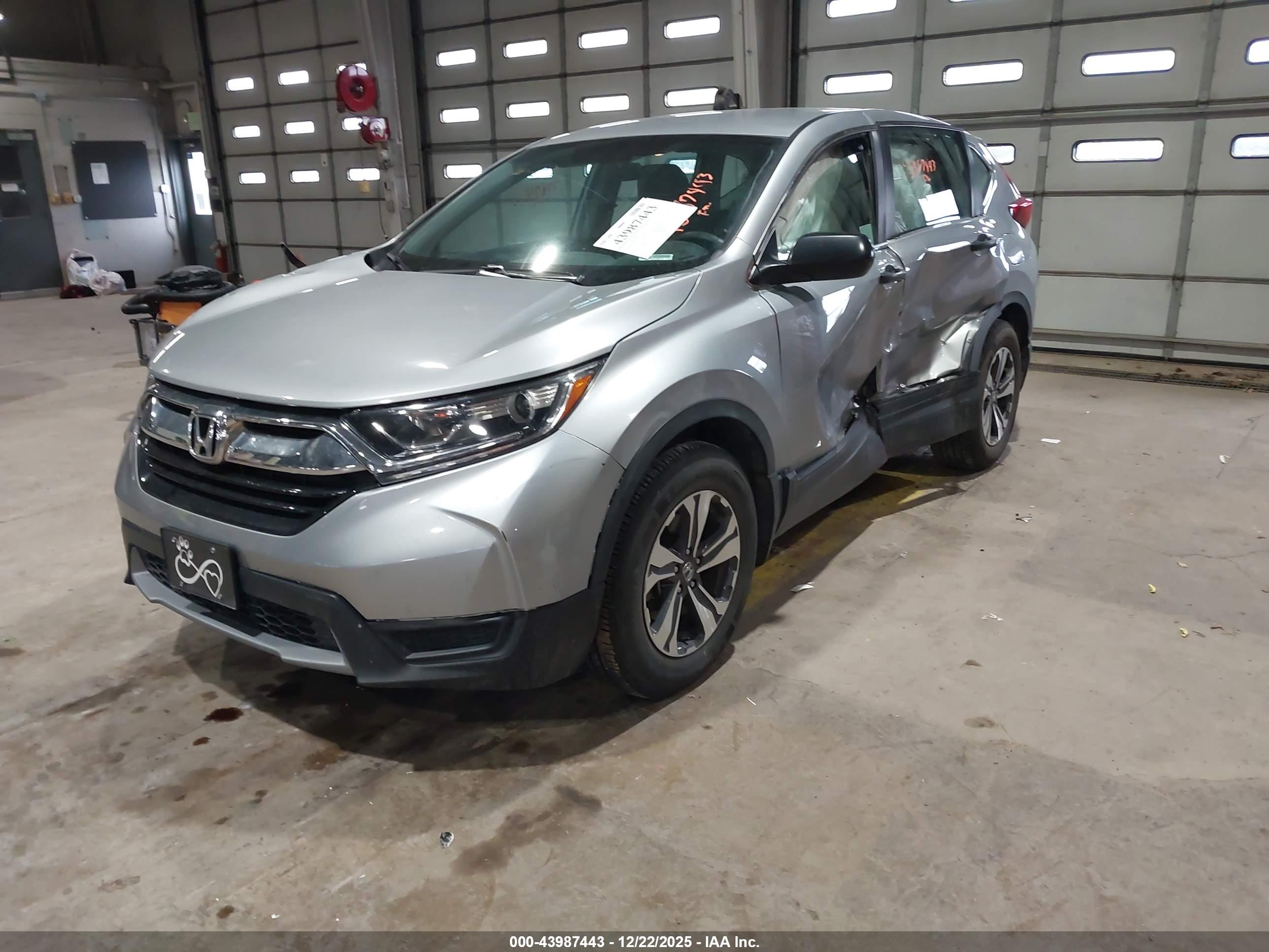 HONDA CR-V image 2