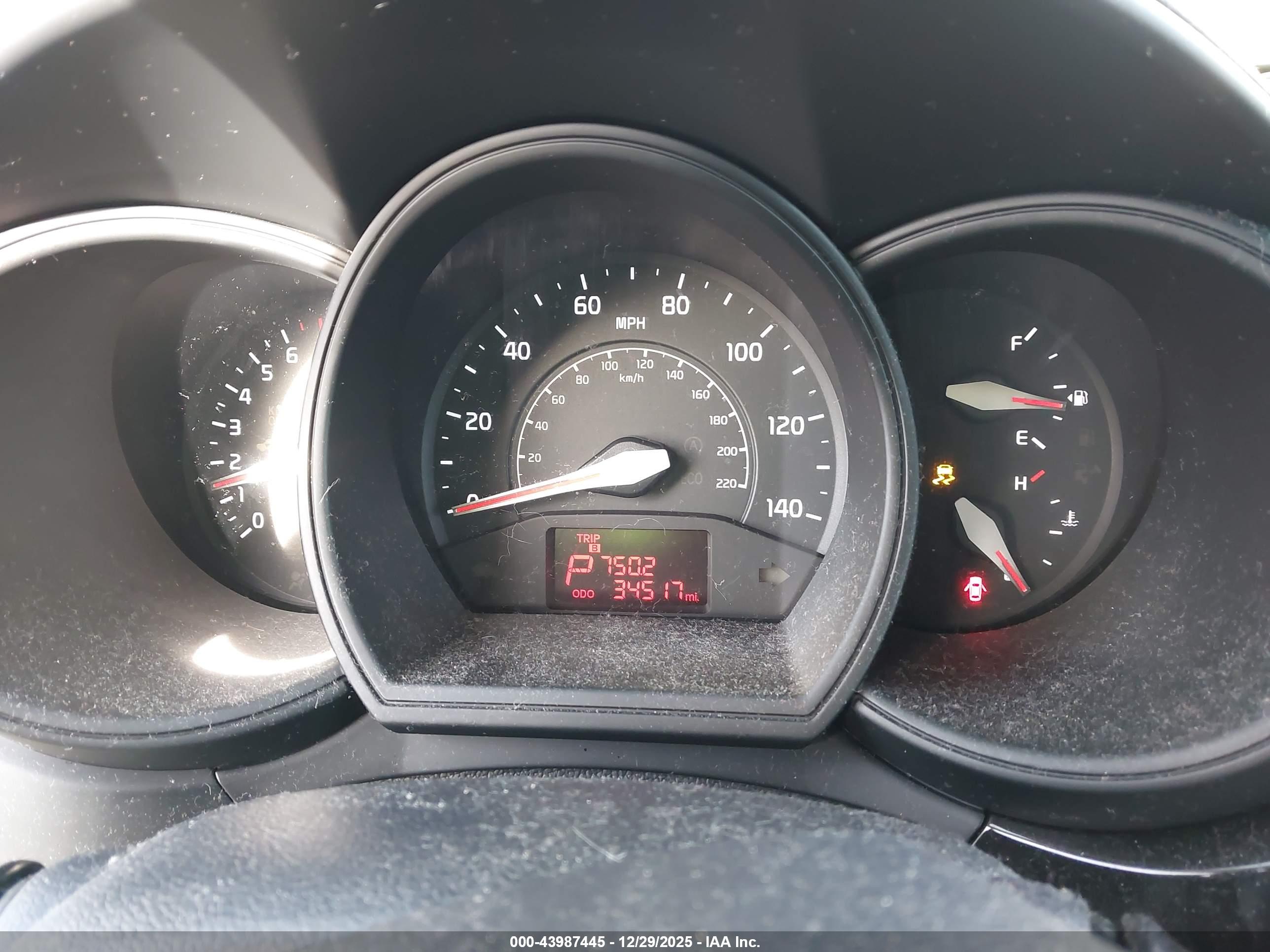 KIA RIO image 7