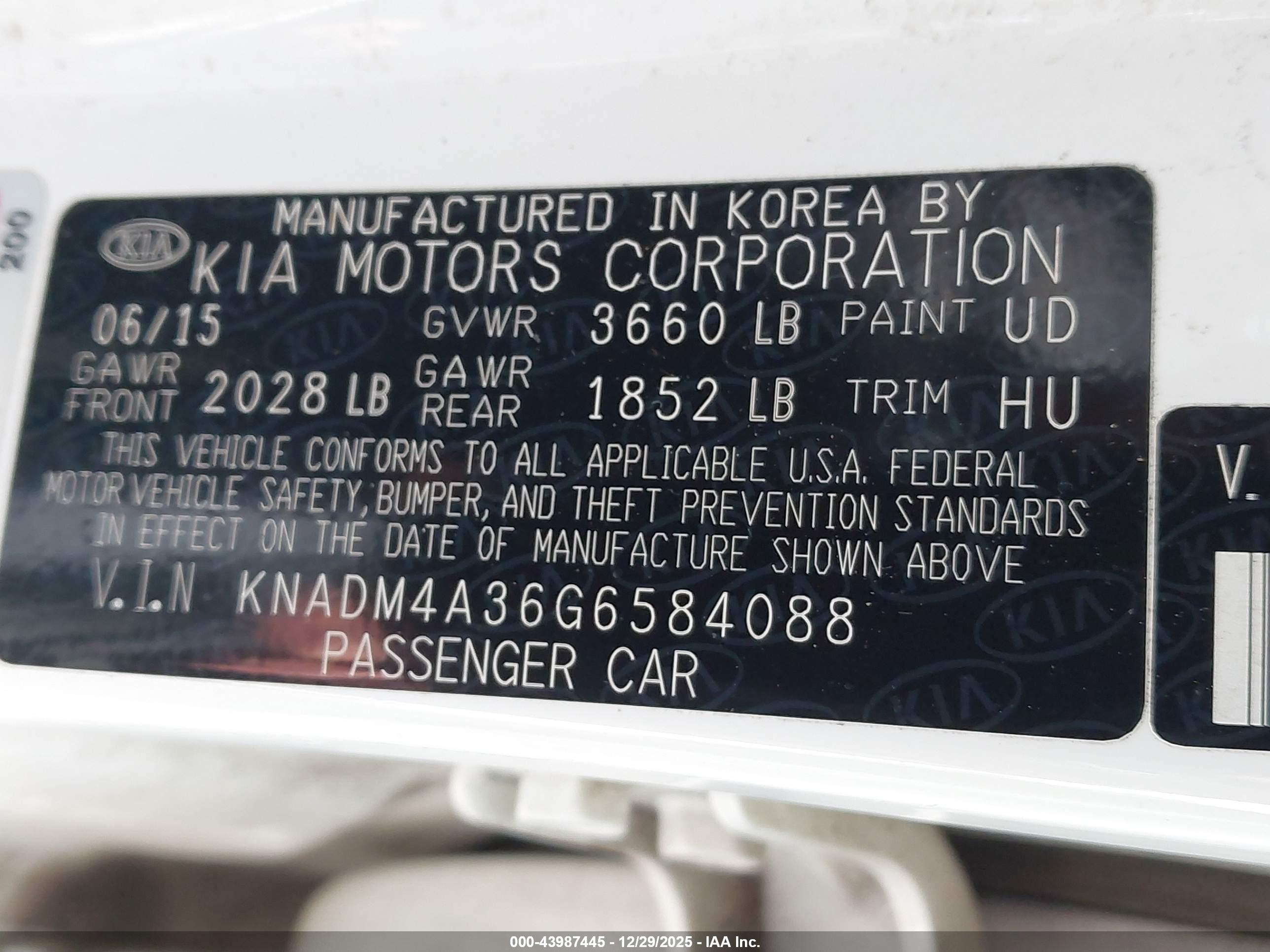 KIA RIO image 9