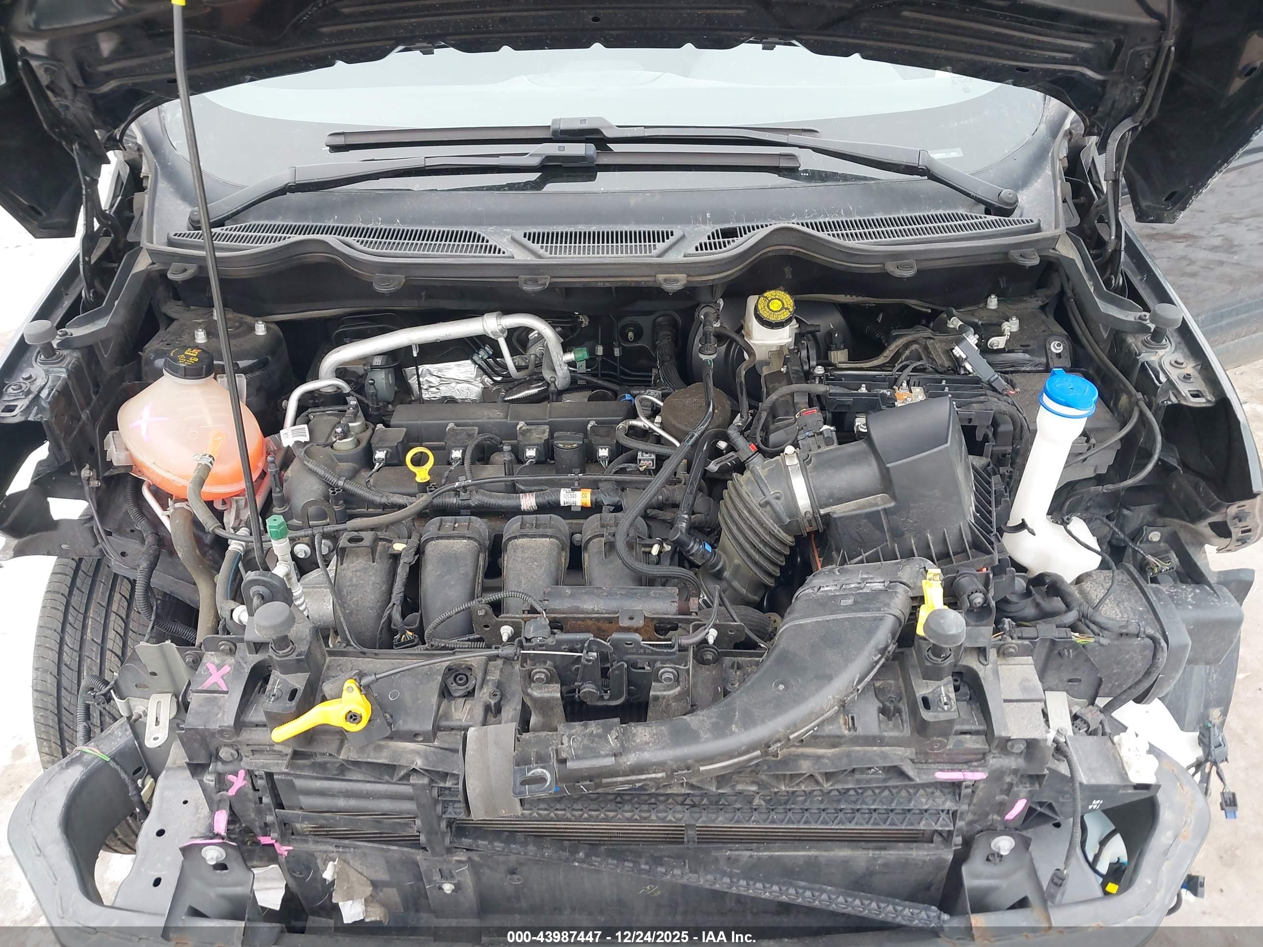 FORD ECOSPORT image 10
