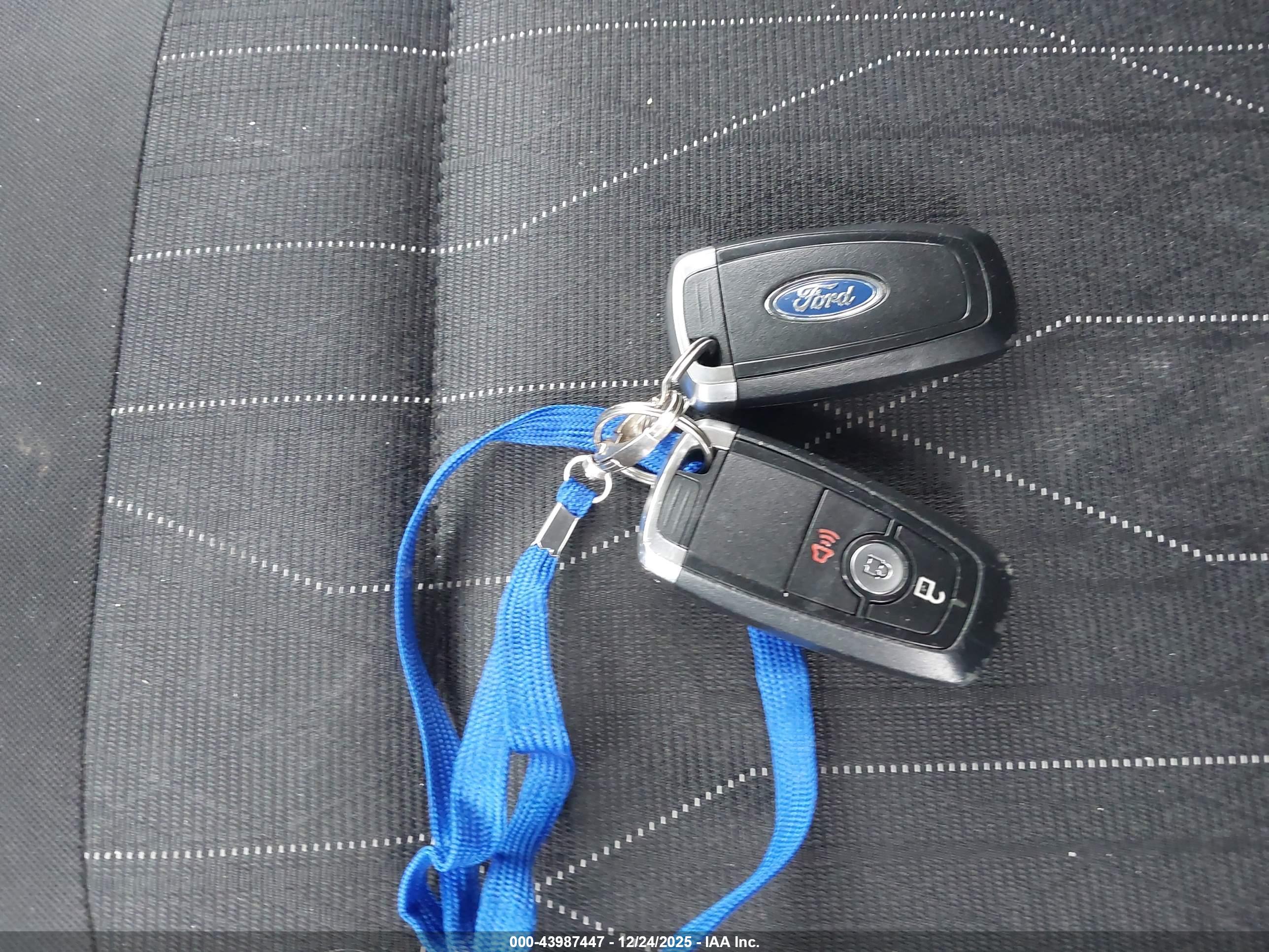 FORD ECOSPORT image 11