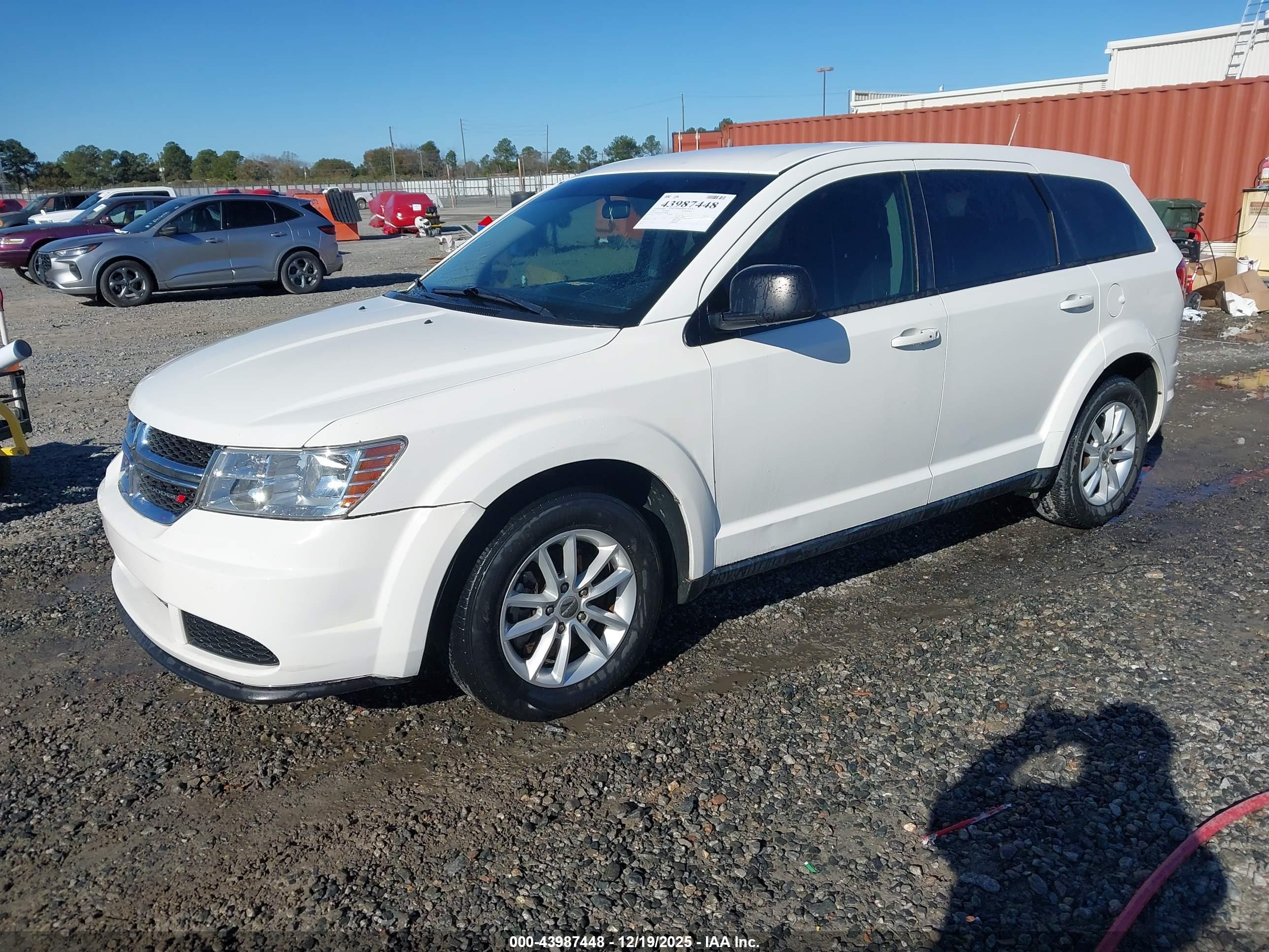 DODGE JOURNEY image 2