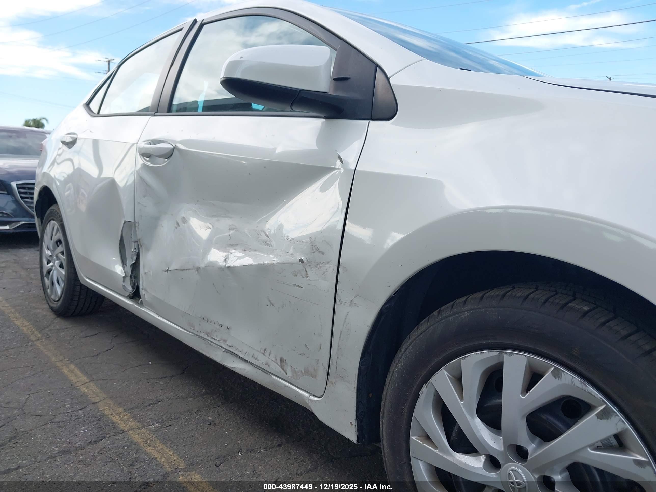 TOYOTA COROLLA image 6