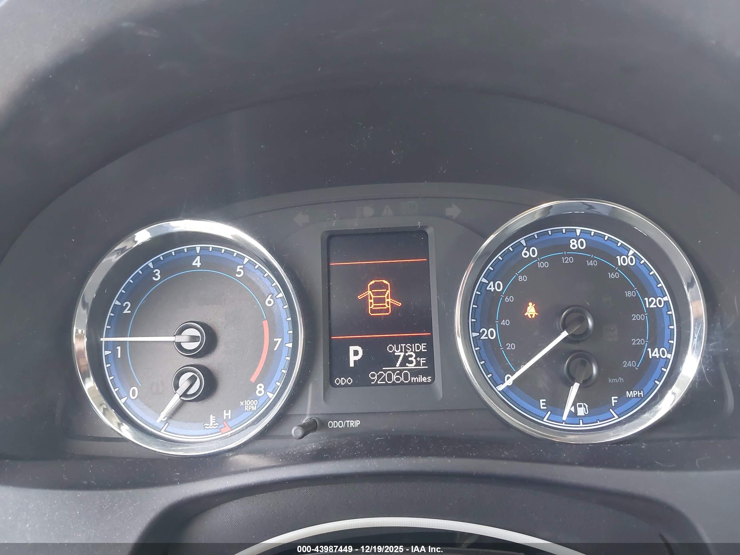 TOYOTA COROLLA image 7