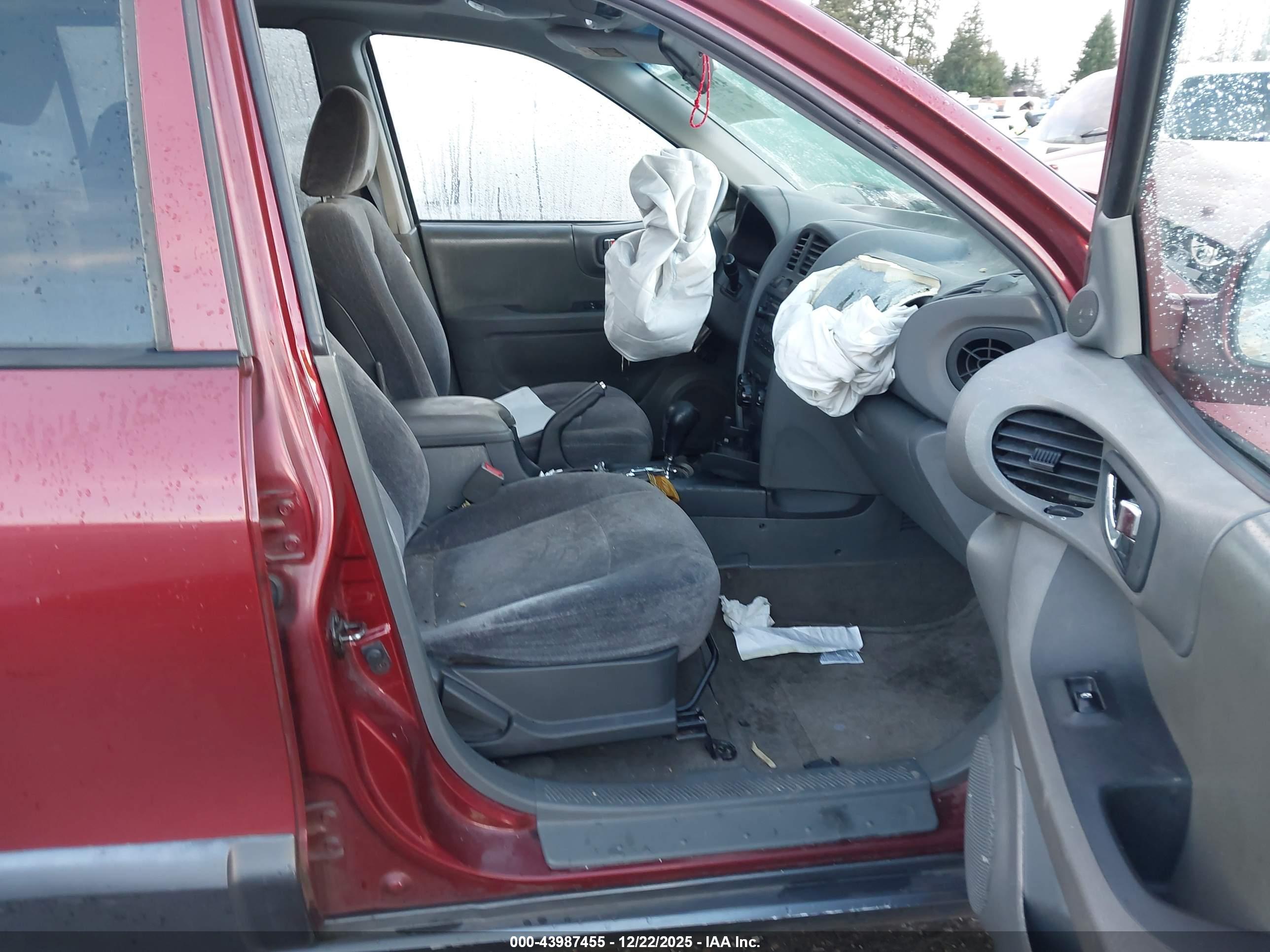 HYUNDAI SANTA image 5