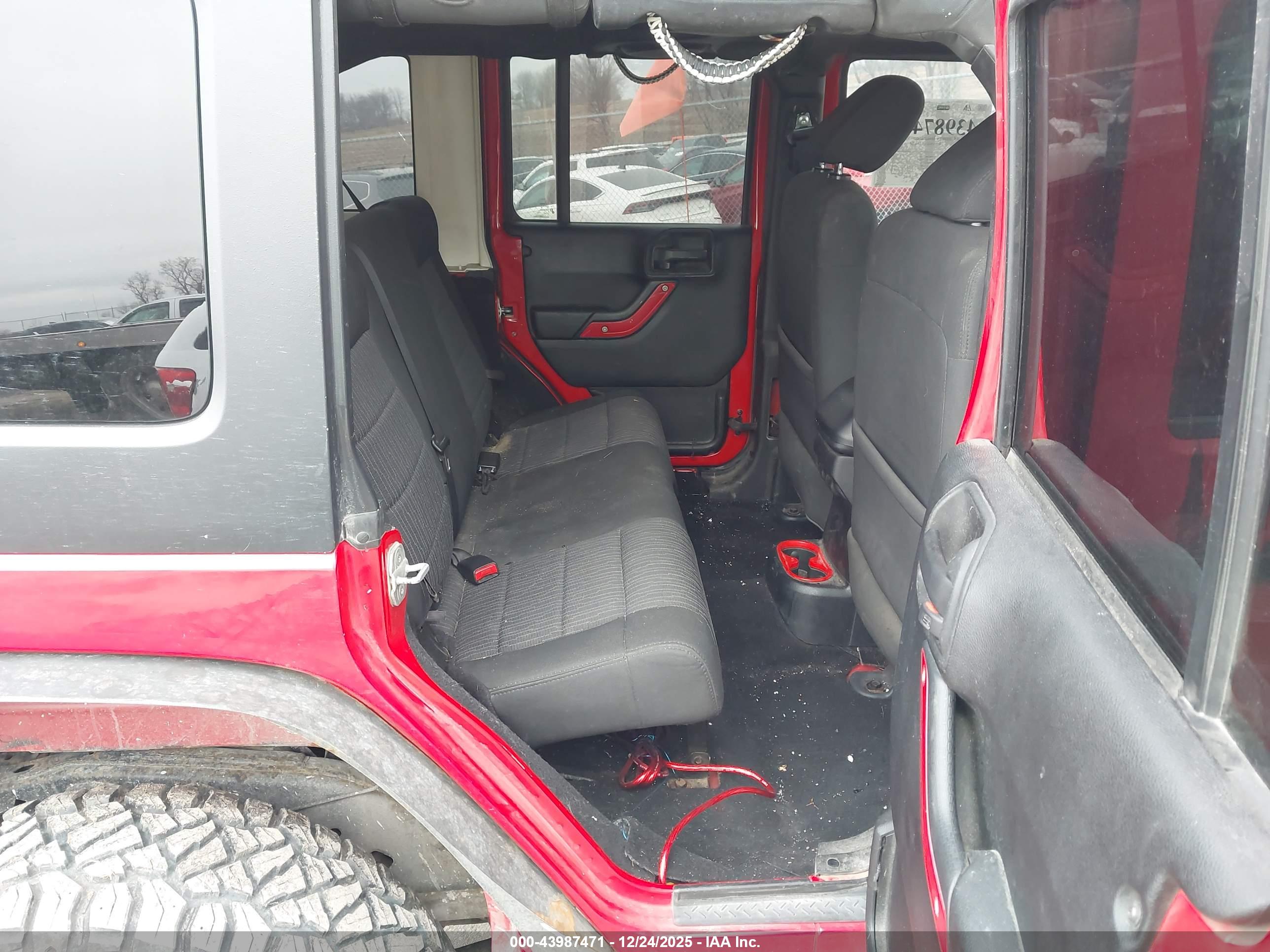 JEEP WRANGLER image 8