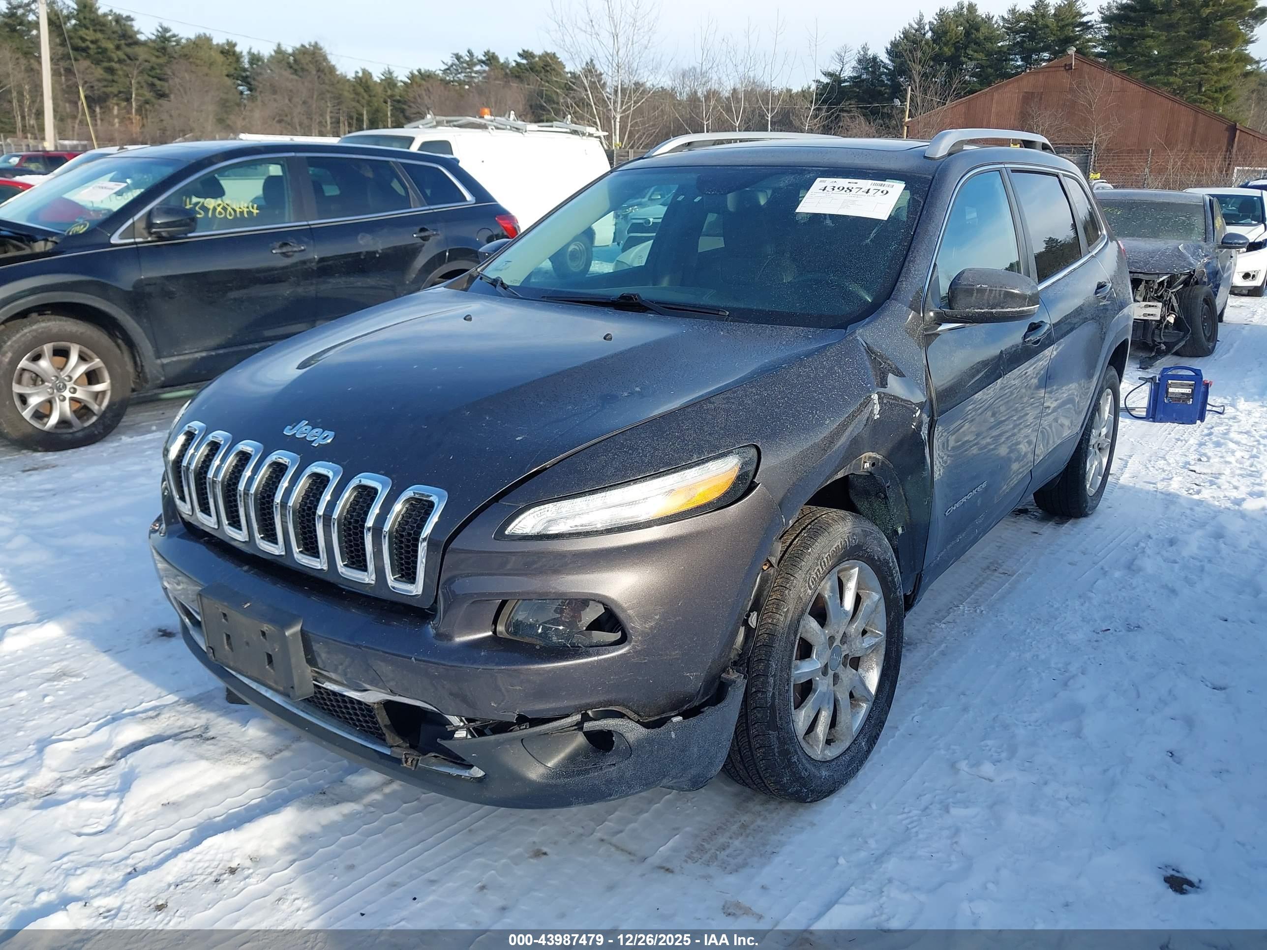 JEEP CHEROKEE image 10