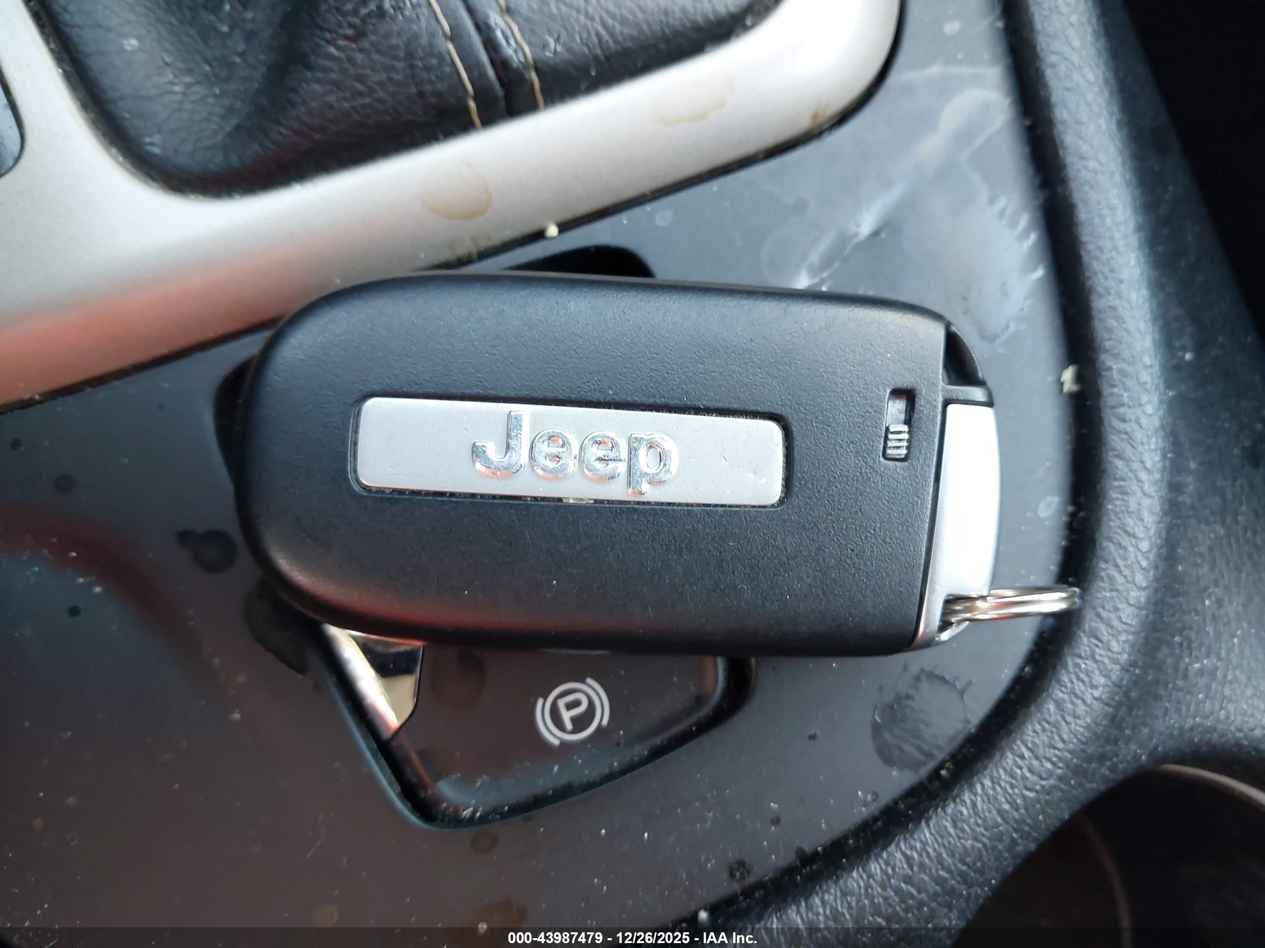 JEEP CHEROKEE image 11
