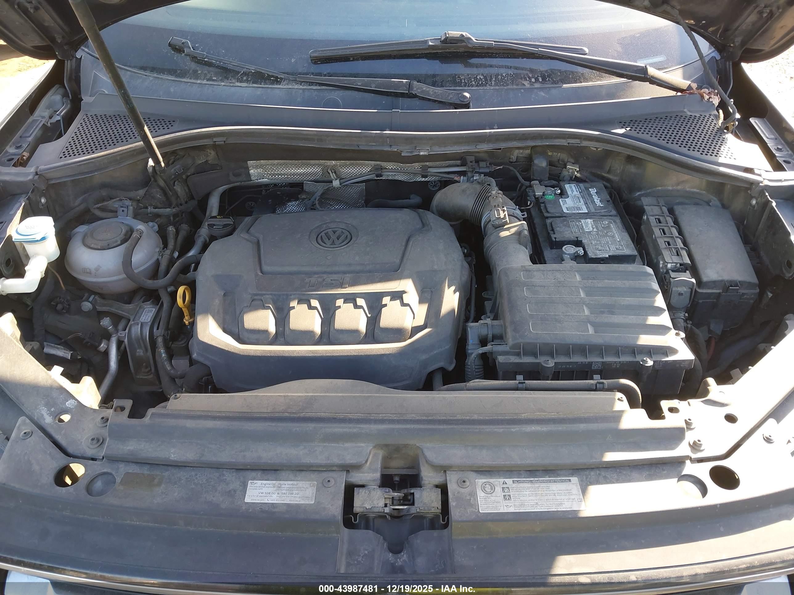 VOLKSWAGEN TIGUAN image 10