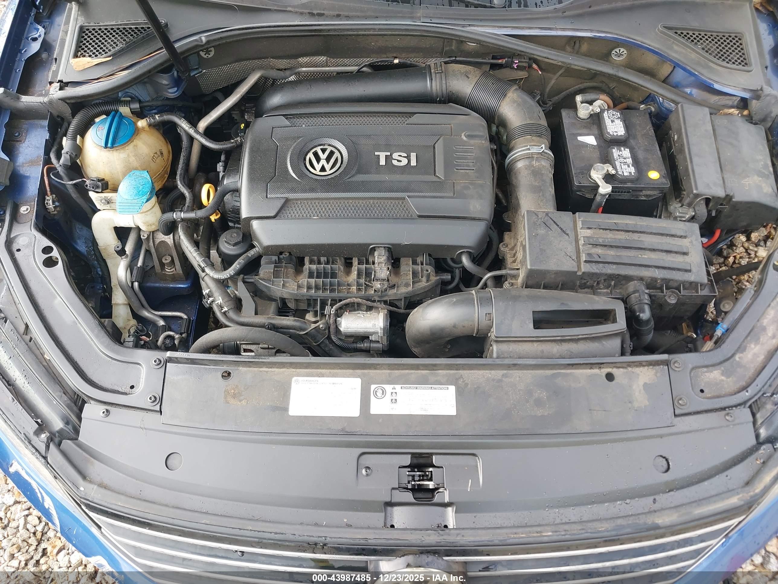 VOLKSWAGEN PASSAT image 10