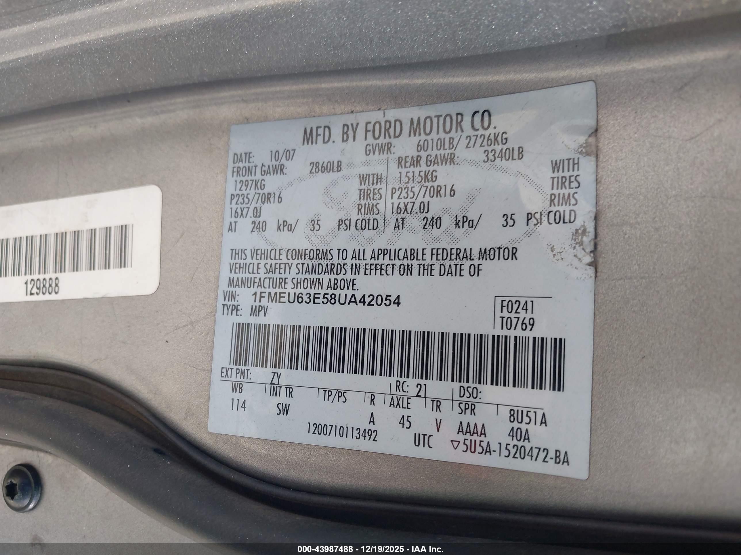 FORD EXPLORER image 9