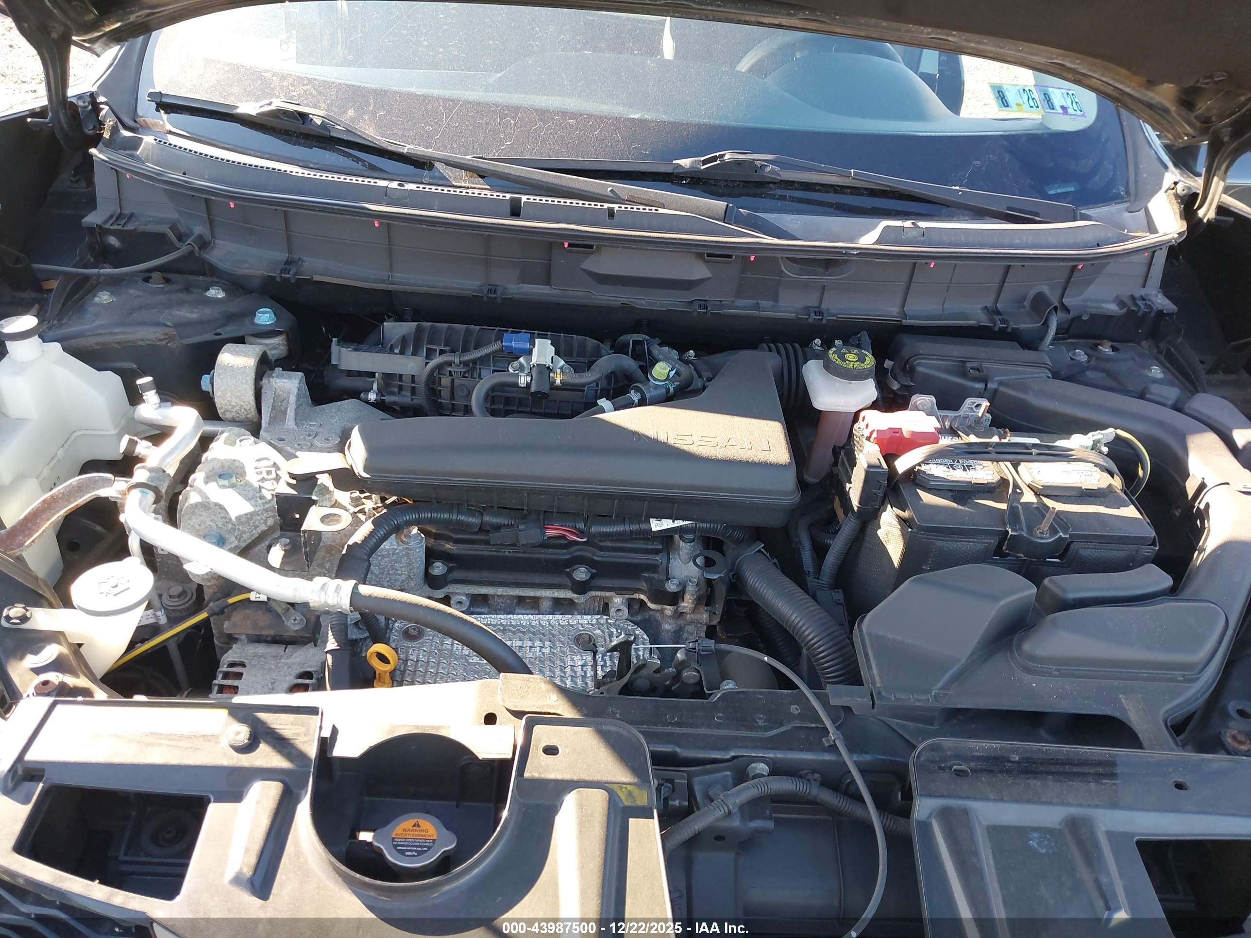 NISSAN ROGUE image 10