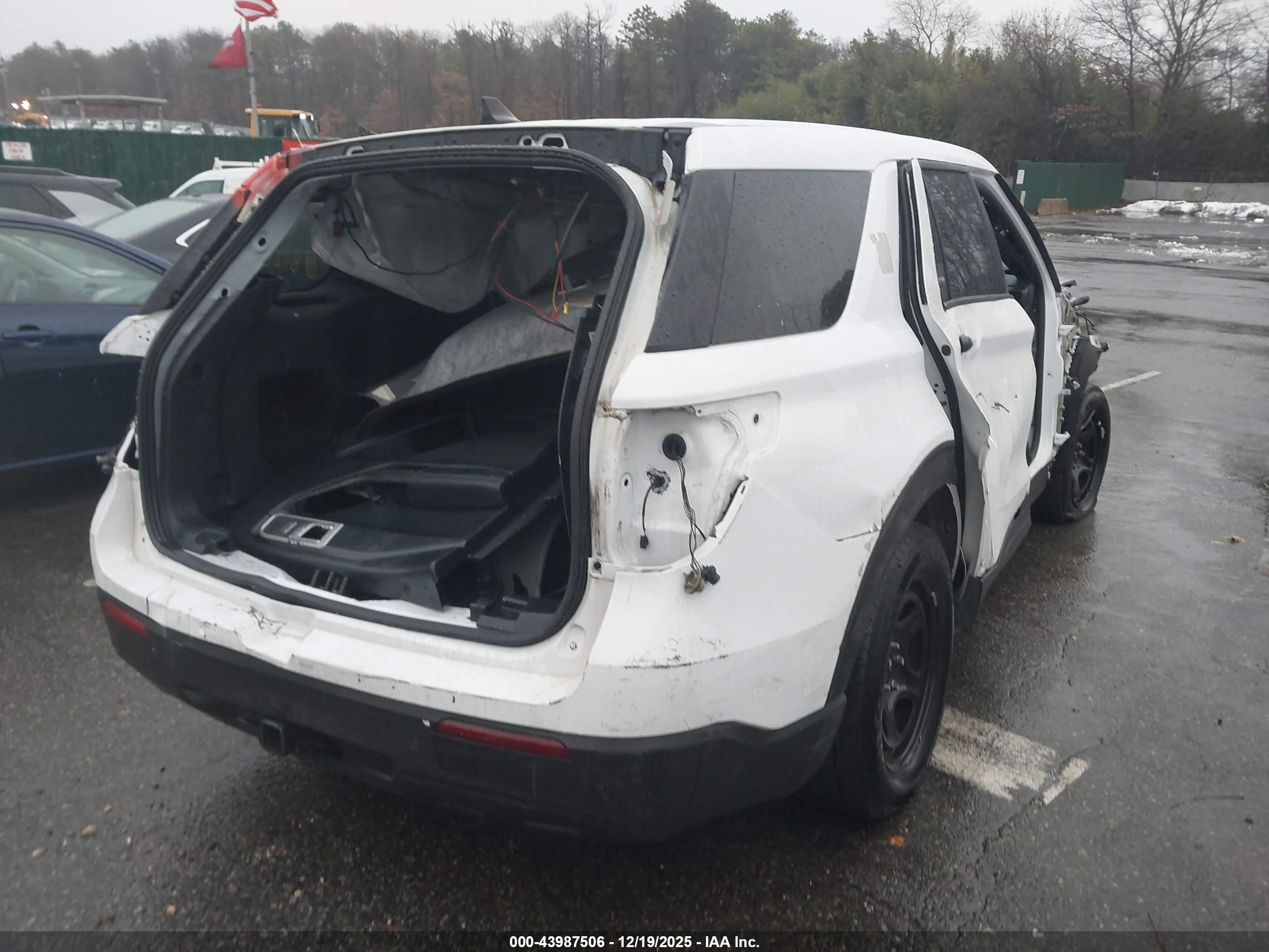 FORD POLICE image 4