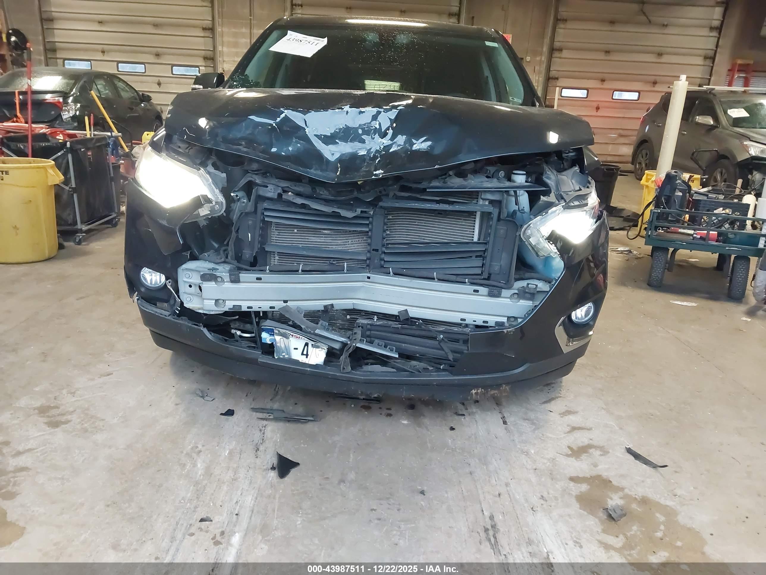 CHEVROLET TRAVERSE image 6