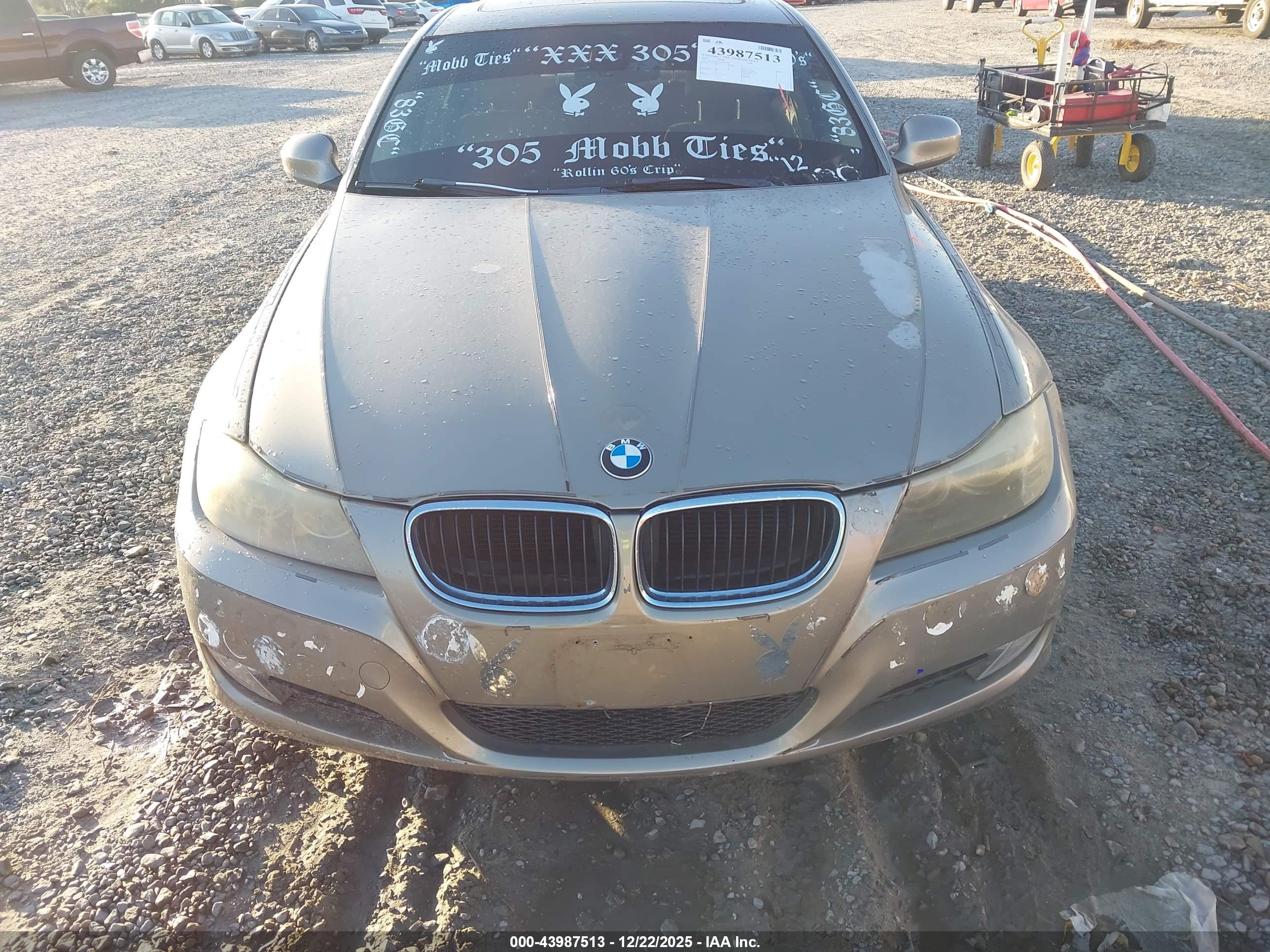 BMW 328I image 6