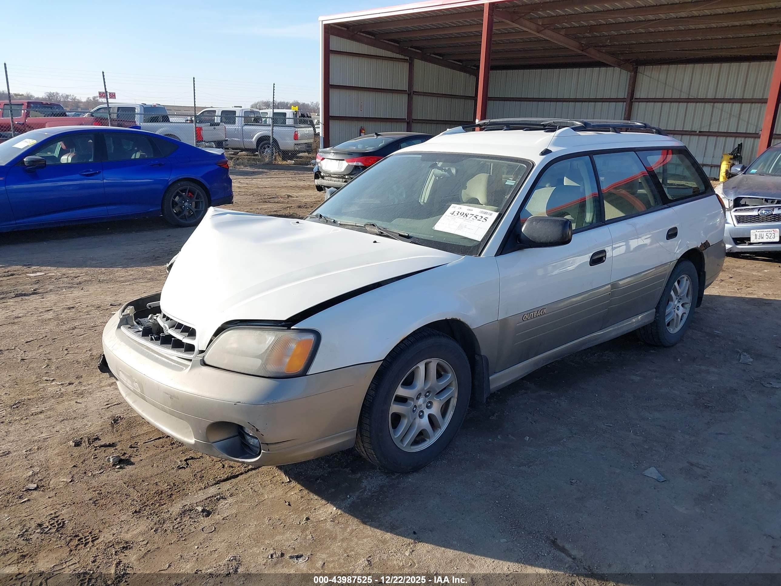 SUBARU OUTBACK image 2