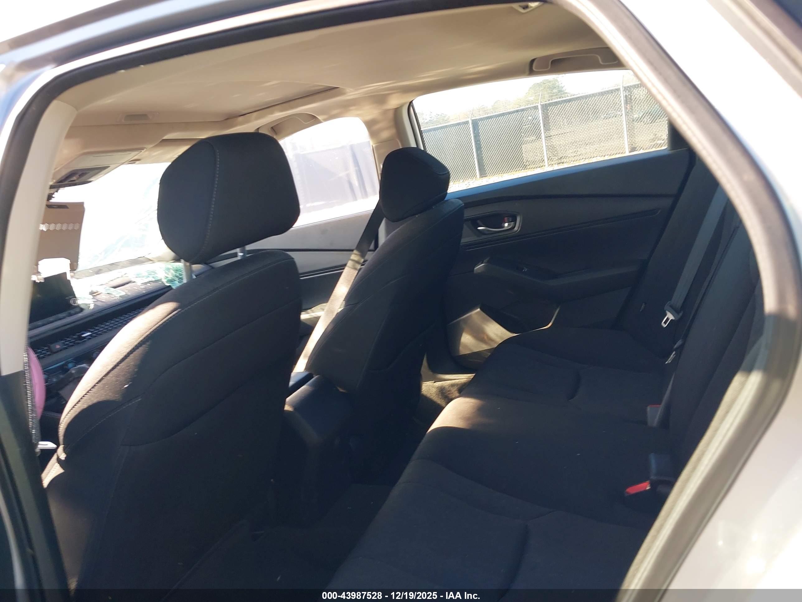 HONDA ACCORD image 8