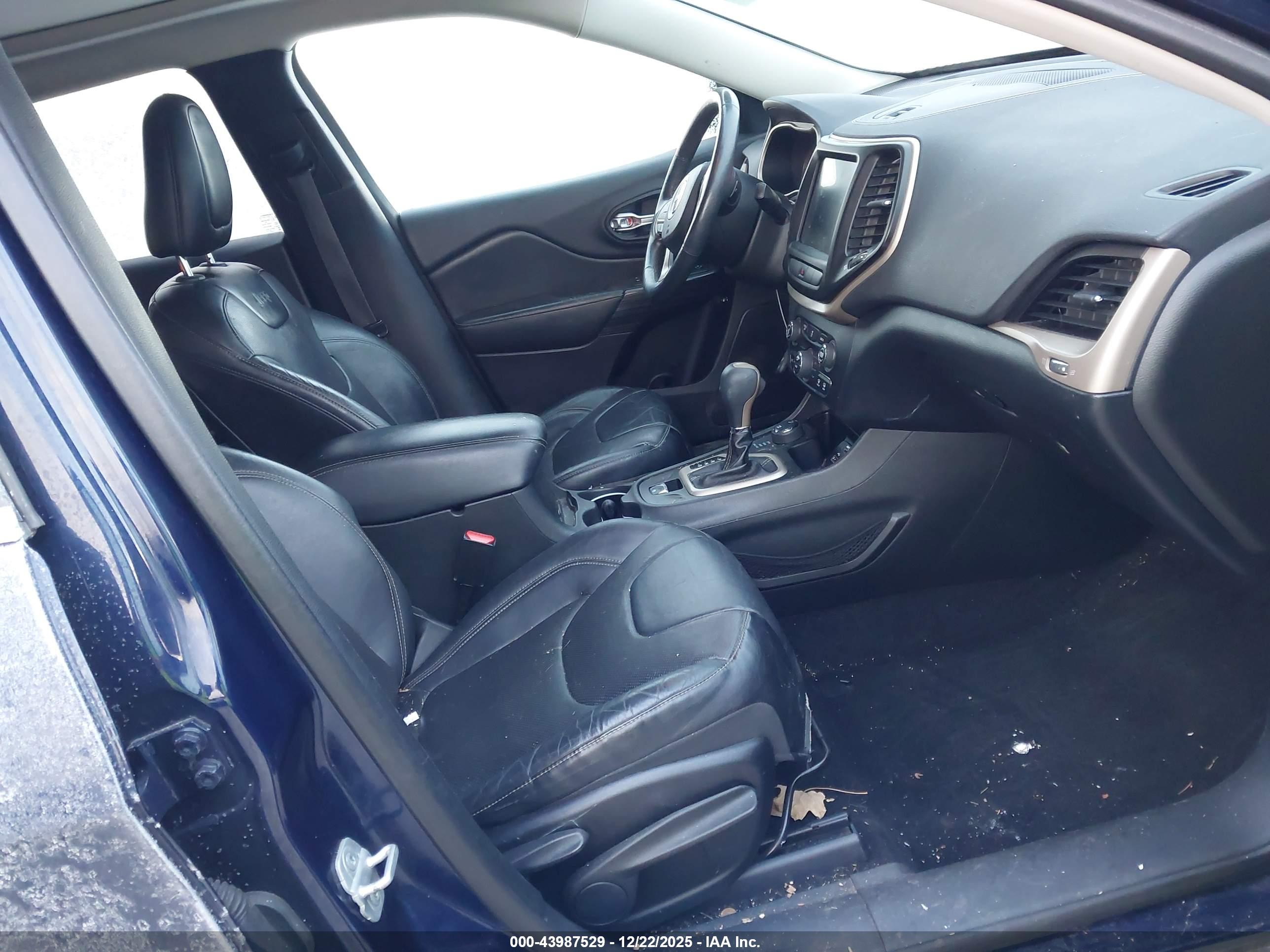 JEEP CHEROKEE image 5