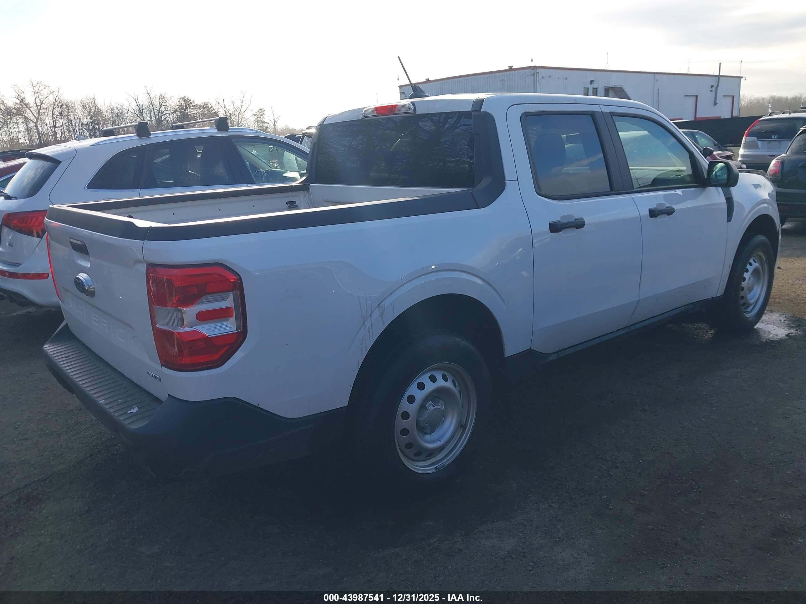 FORD MAVERICK image 4