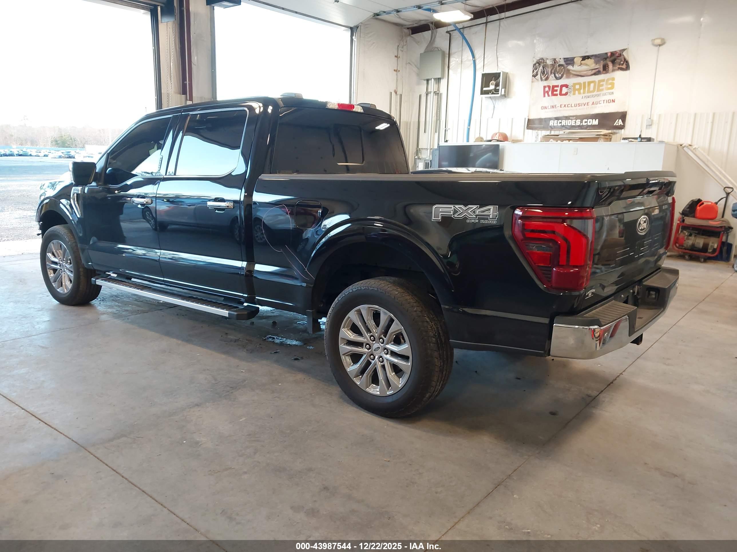 FORD F-150 image 3