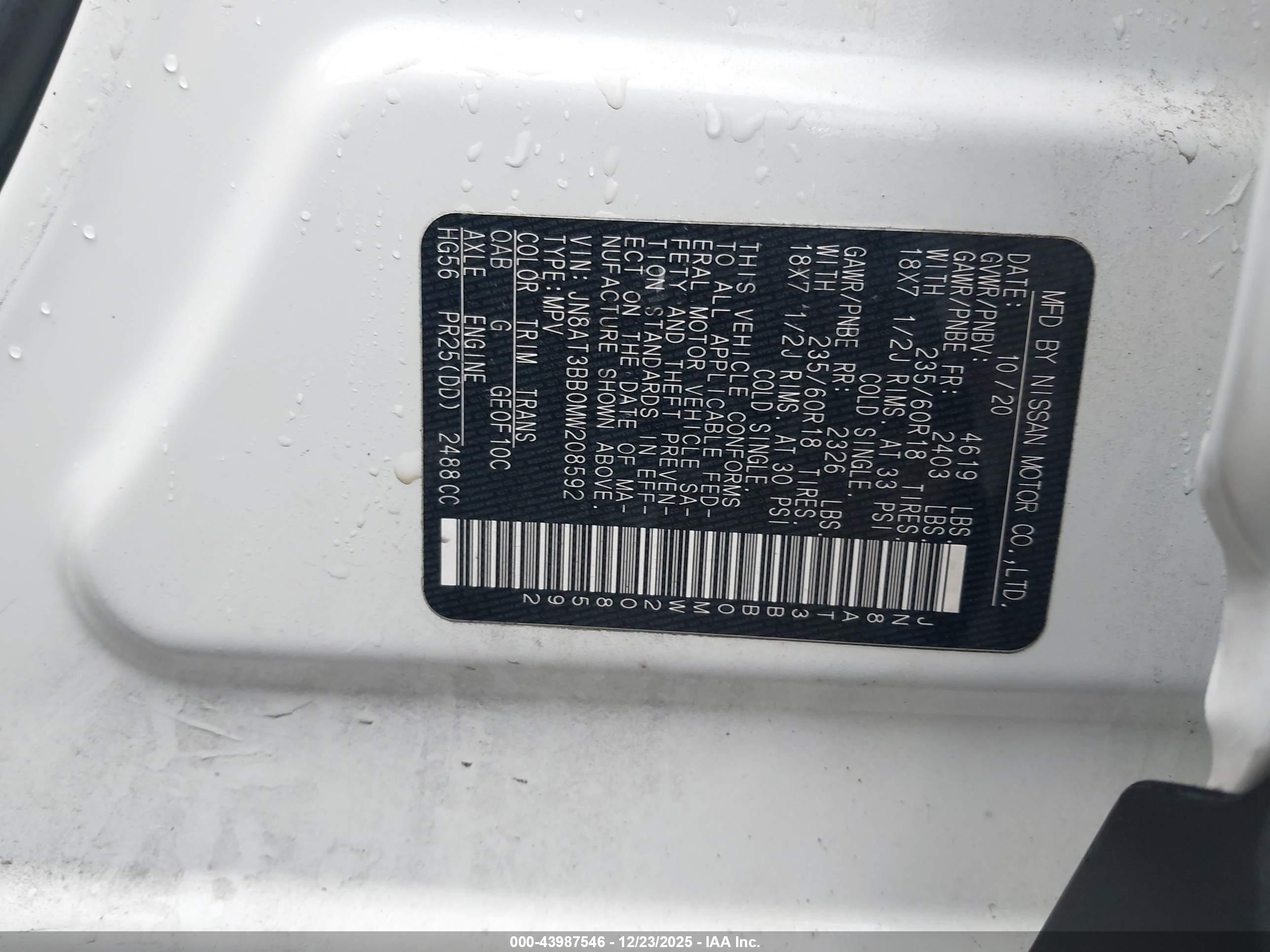 NISSAN ROGUE image 9