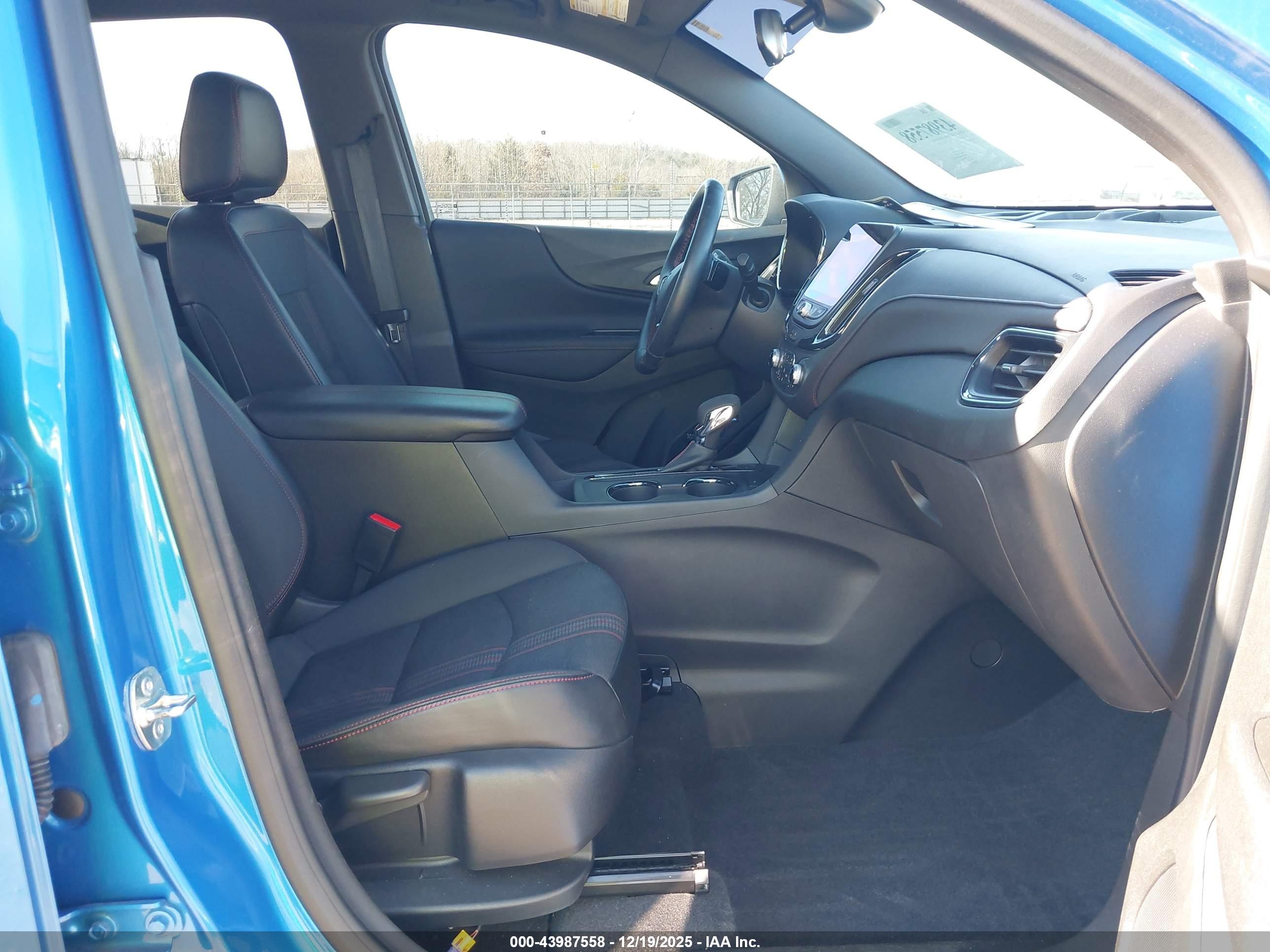 CHEVROLET EQUINOX image 5