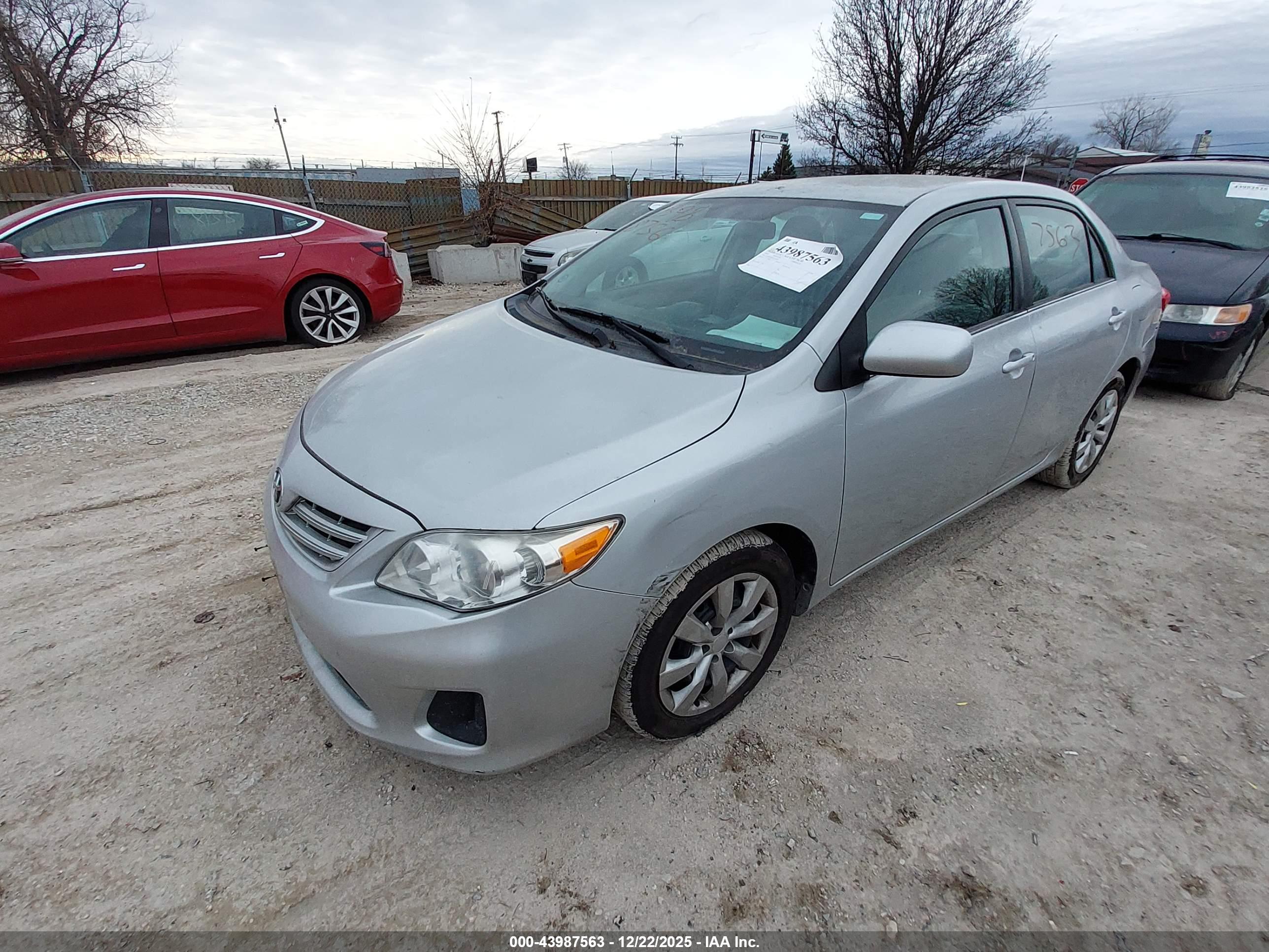 TOYOTA COROLLA image 2