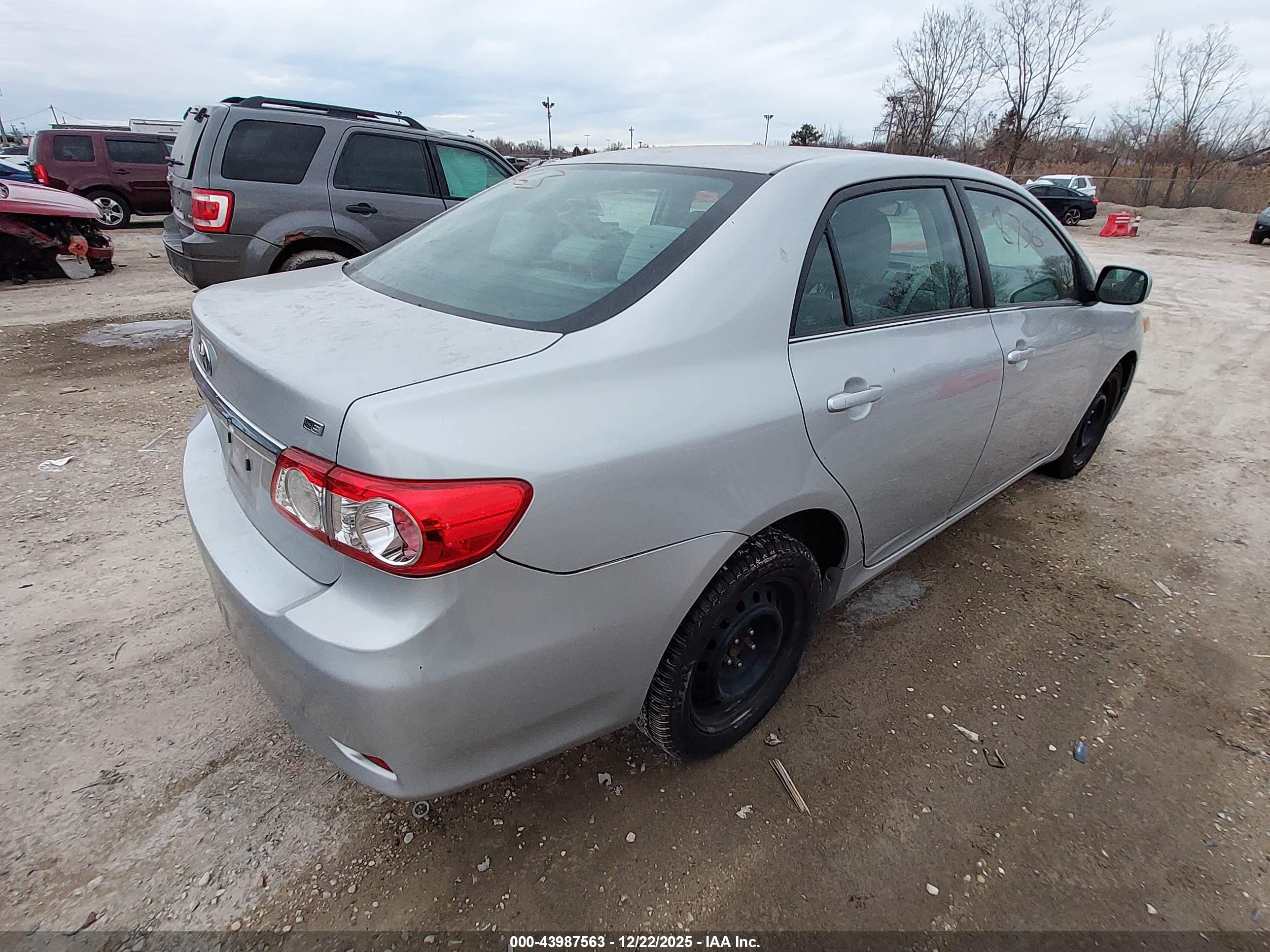 TOYOTA COROLLA image 4