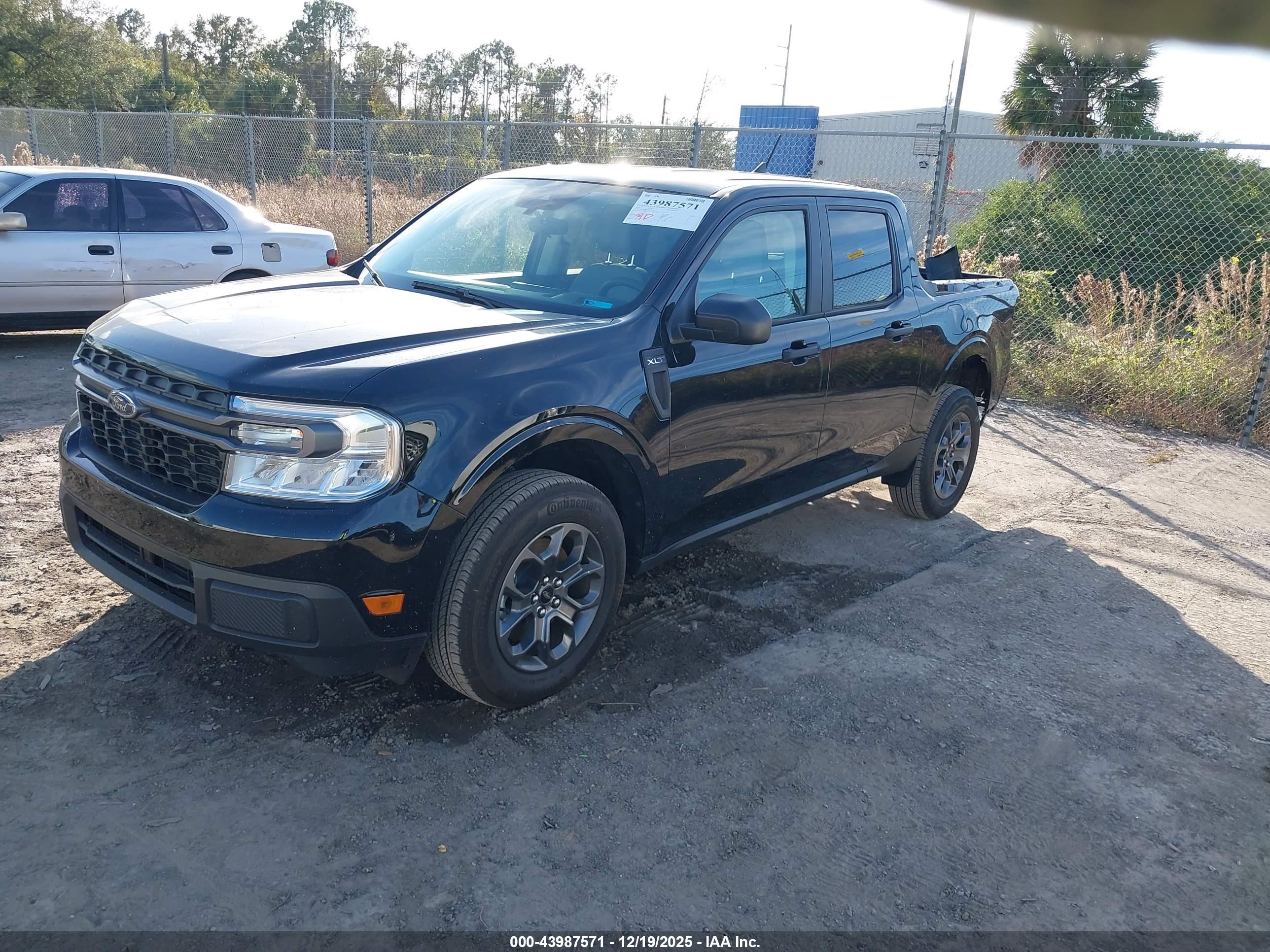 FORD MAVERICK image 2